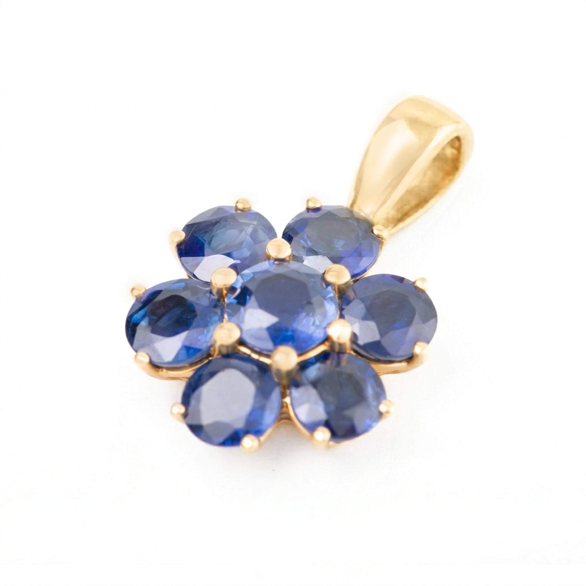 DIJE FLOR CON ZAFIROS