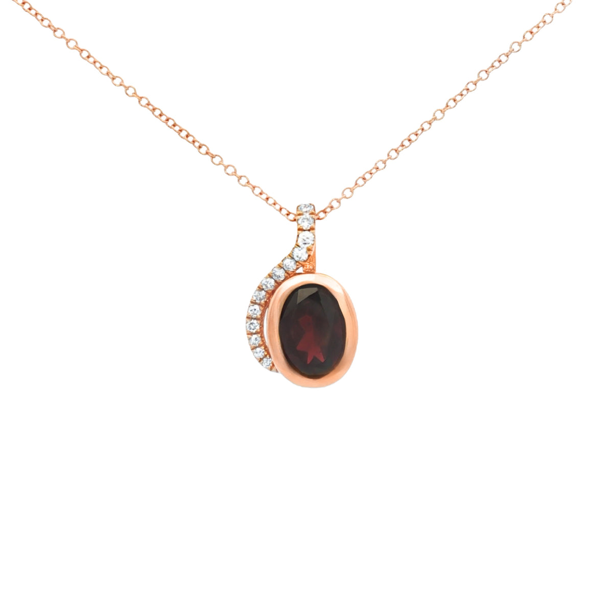 GARGANTILLA CON GRANATE OVAL Y DIAMANTES
