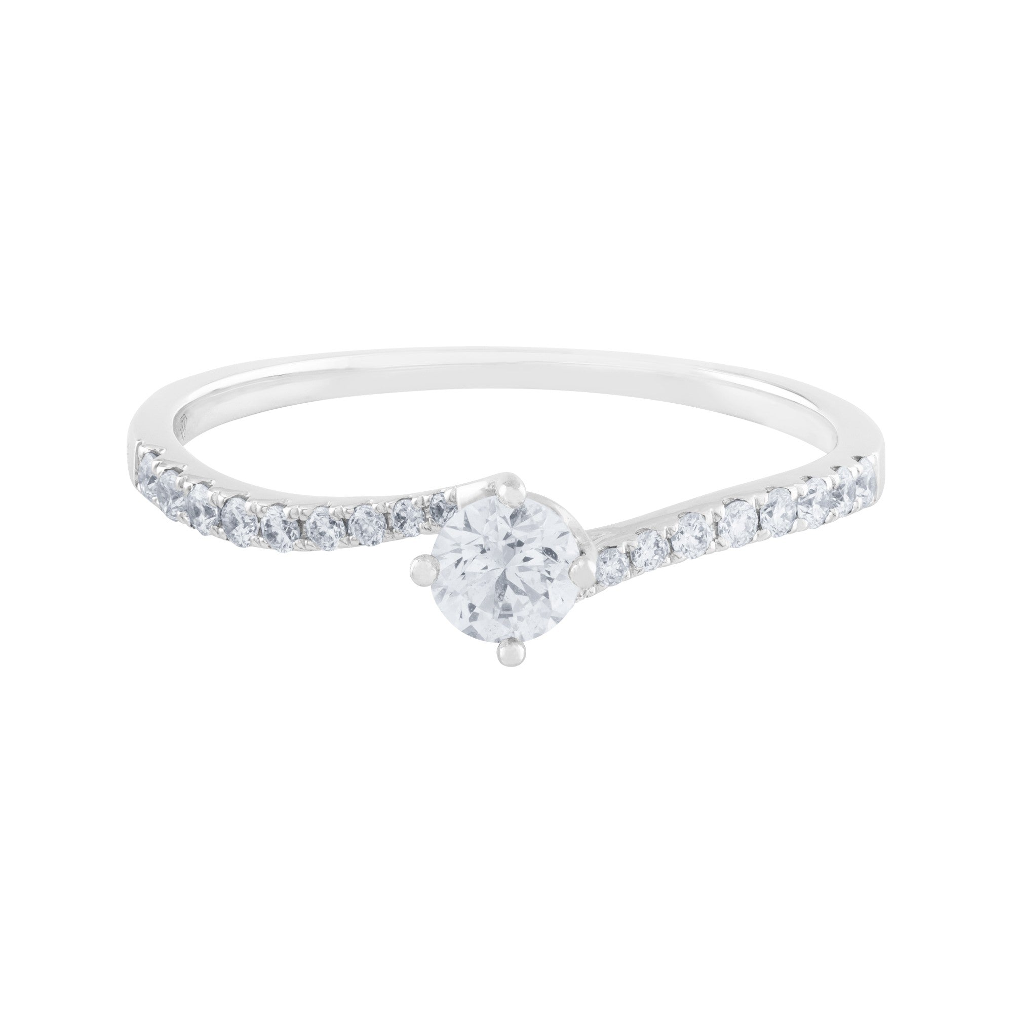 ANILLO SOLITARIO CON DIAMANTES