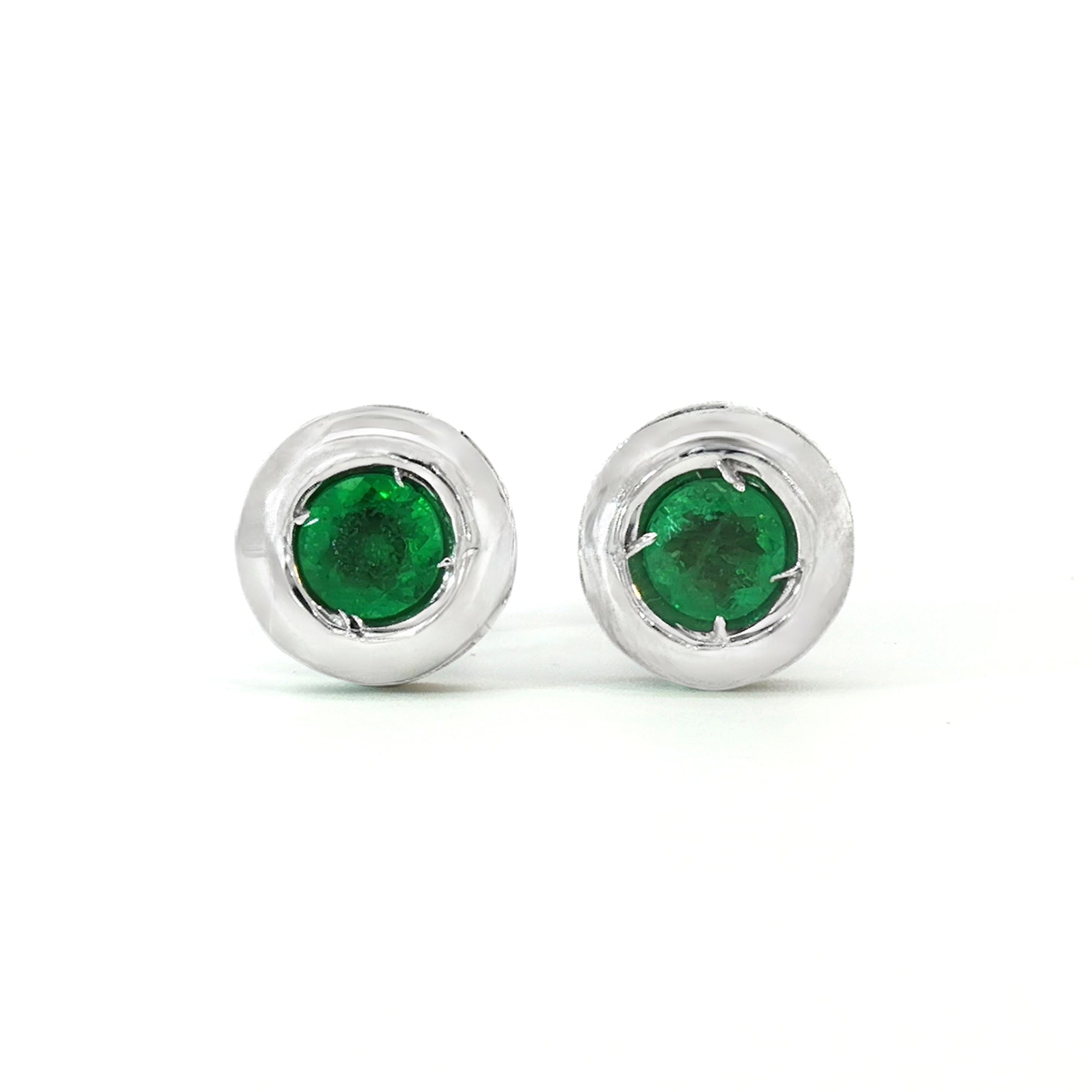 ARETES DONA CON ESMERALDAS