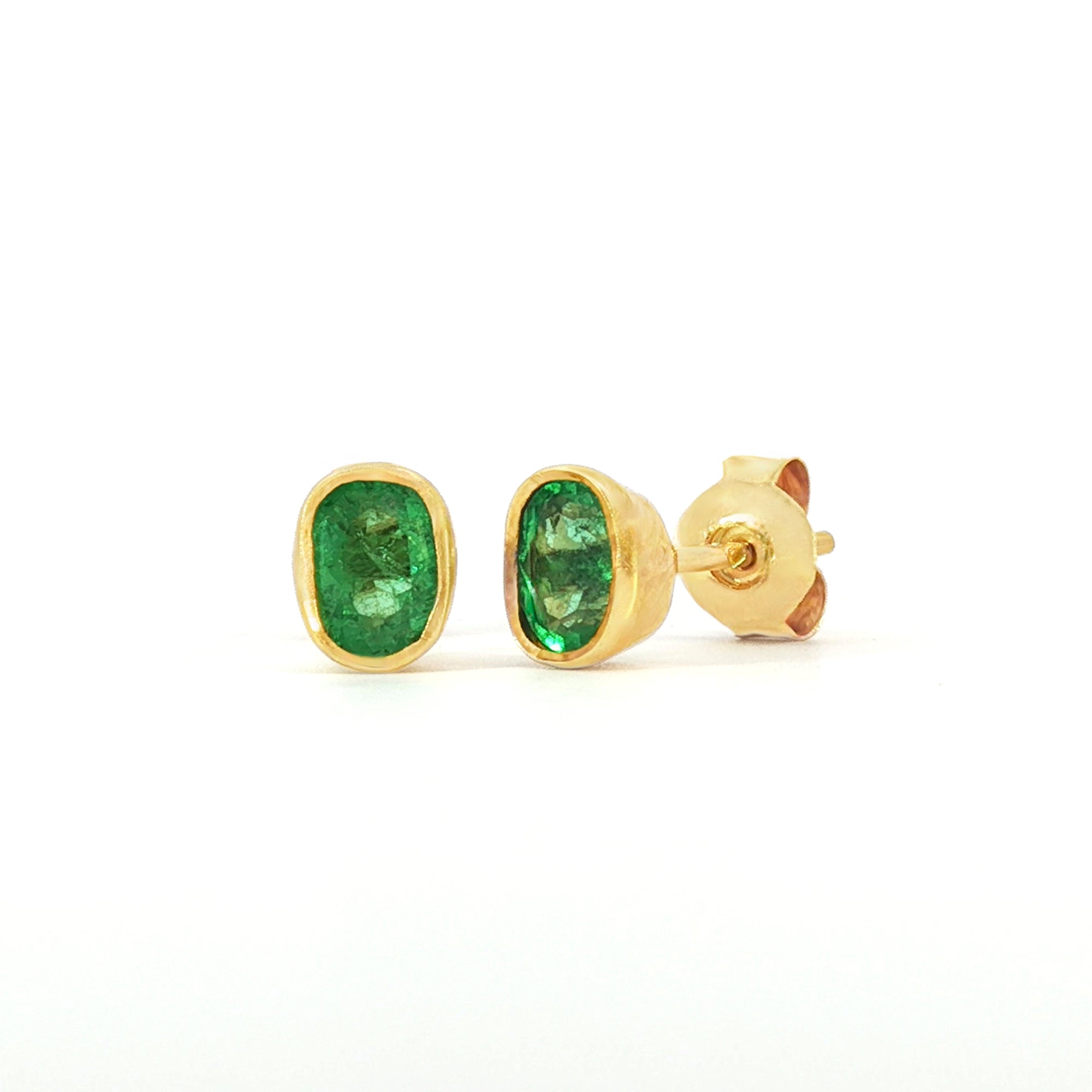 ARETES ESMERALDA OVAL