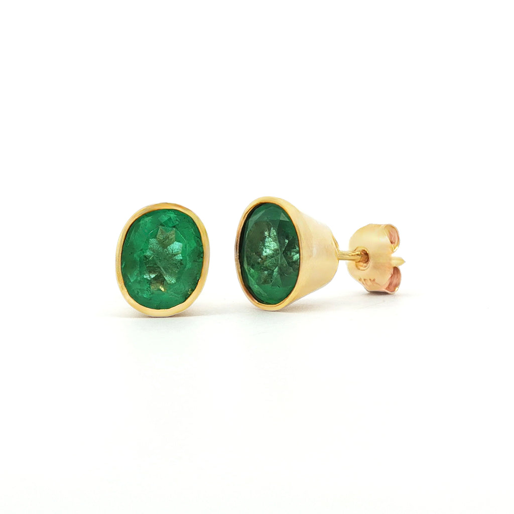 ARETES ESMERALDA OVAL