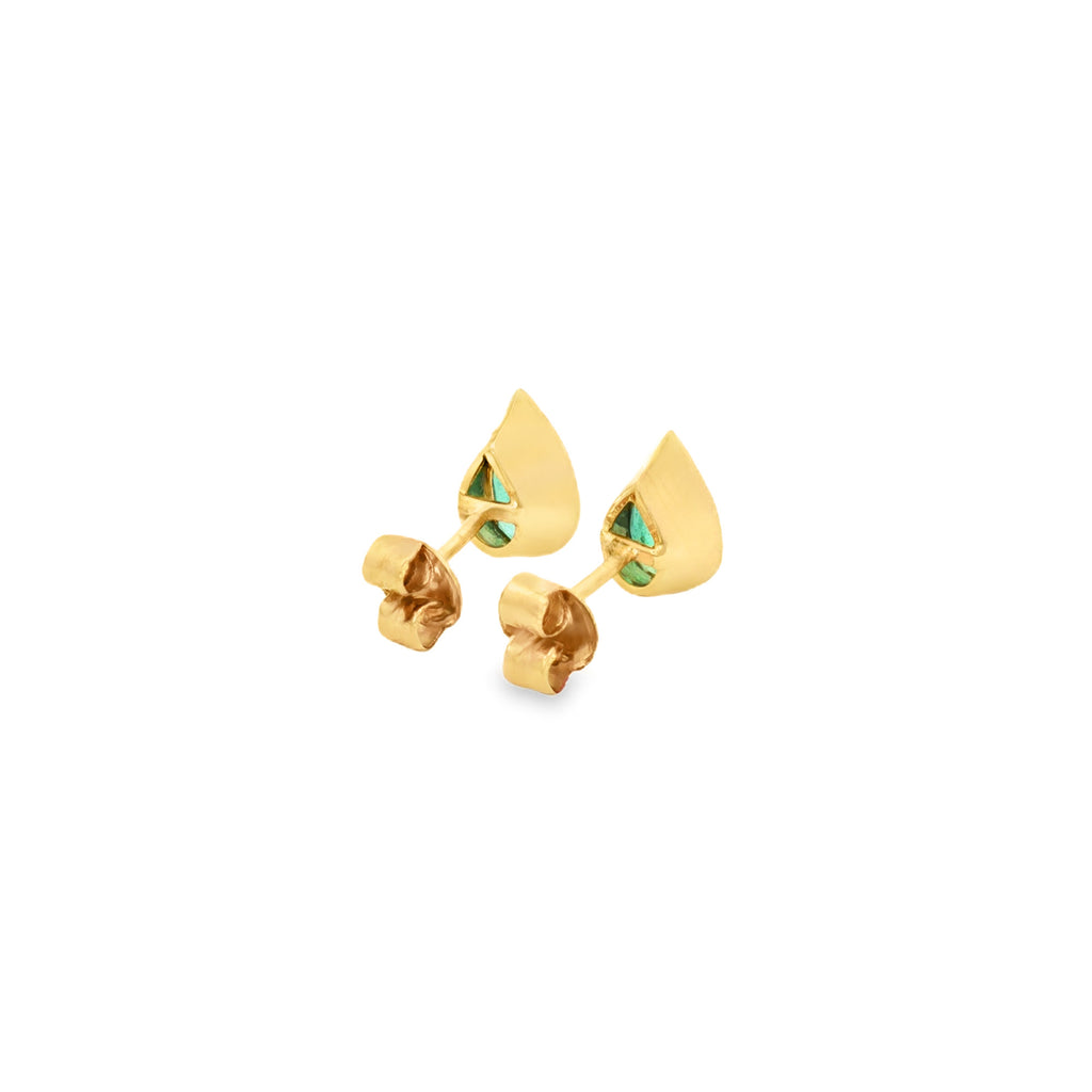 ARETES GOTA DE ESMERALDAS AL BISEL
