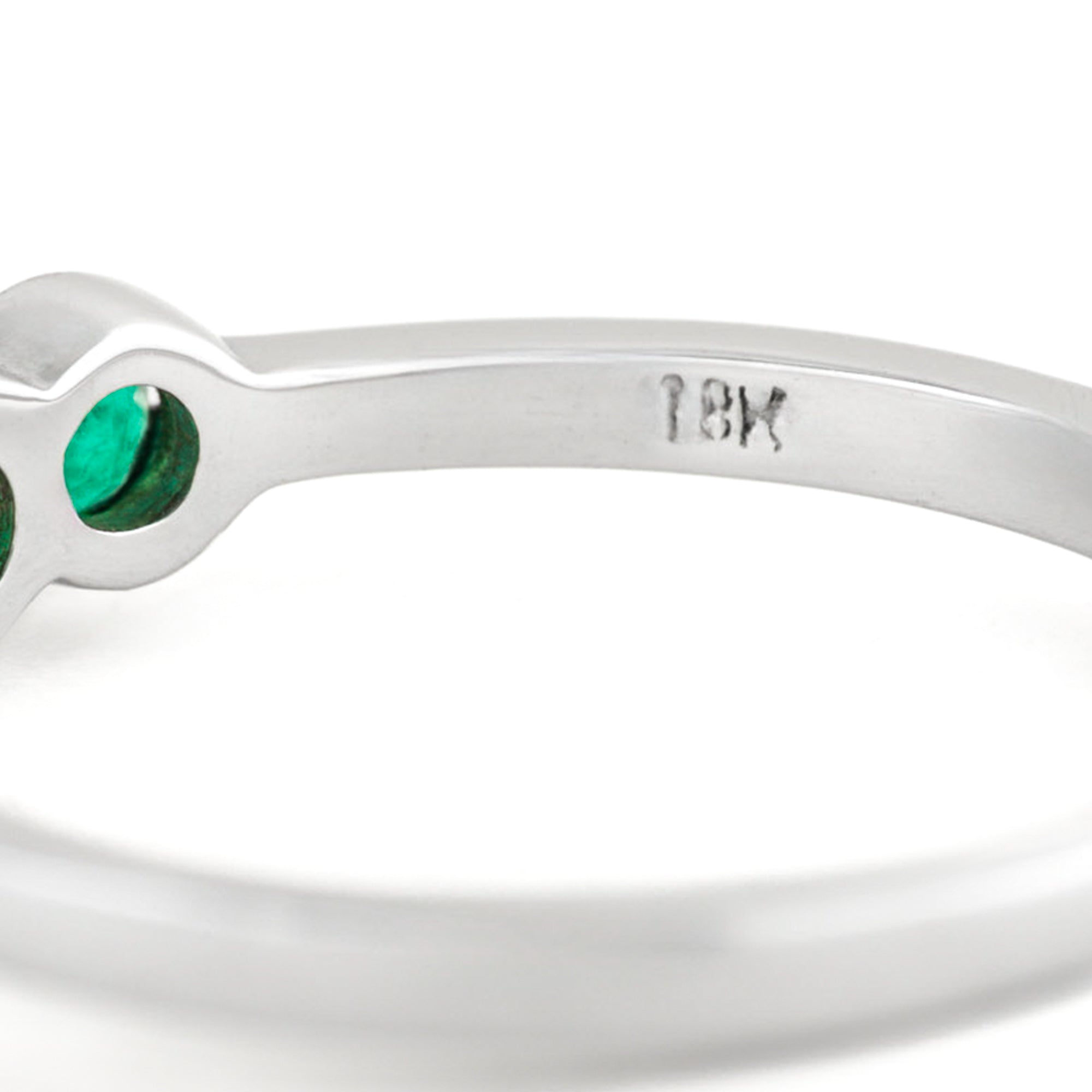 ANILLO BOLAS CON ESMERALDAS