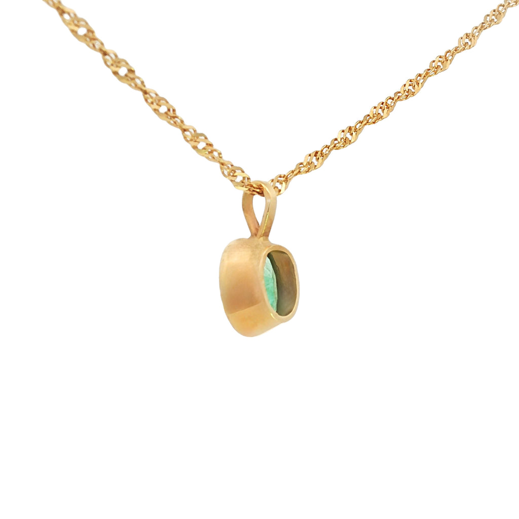 DIJE ESMERALDA OVAL BISEL