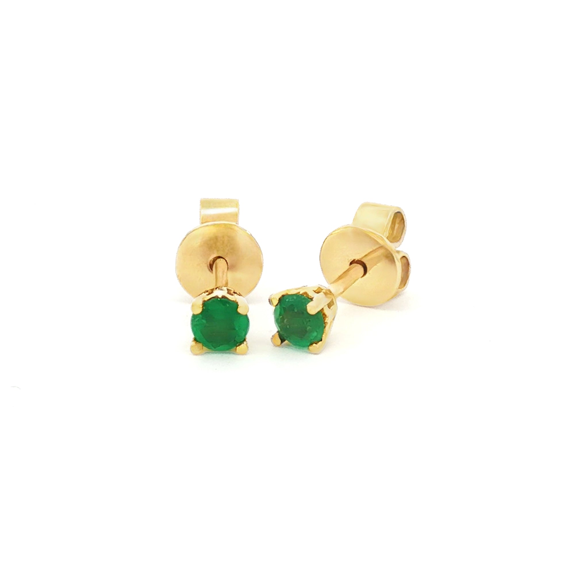 ARETES ESMERALDAS UÑAS