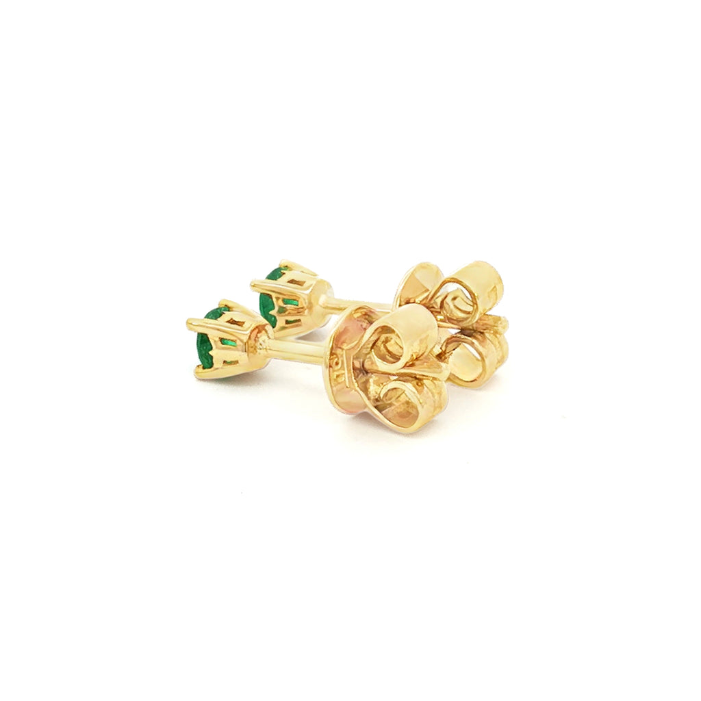 ARETES ESMERALDAS UÑAS