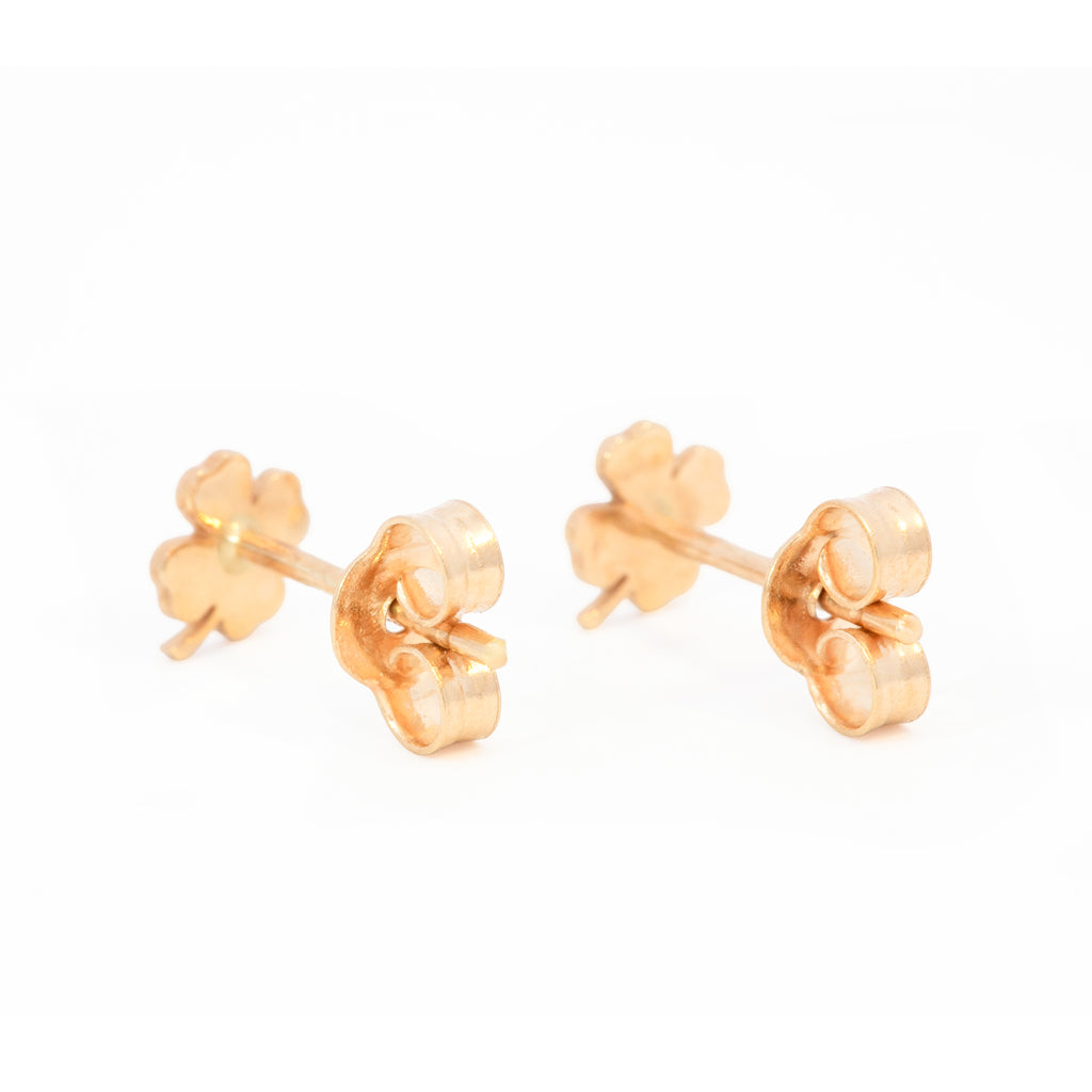 ARETES TRÉBOL