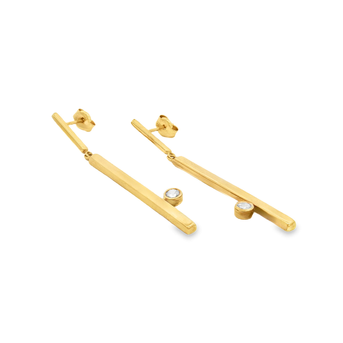 ARETES BARRA LARGA CON ZIRCONES