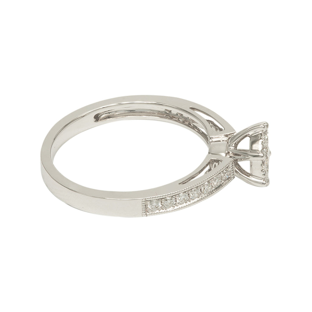 ANILLO DE COMPROMISO CON DIAMANTES