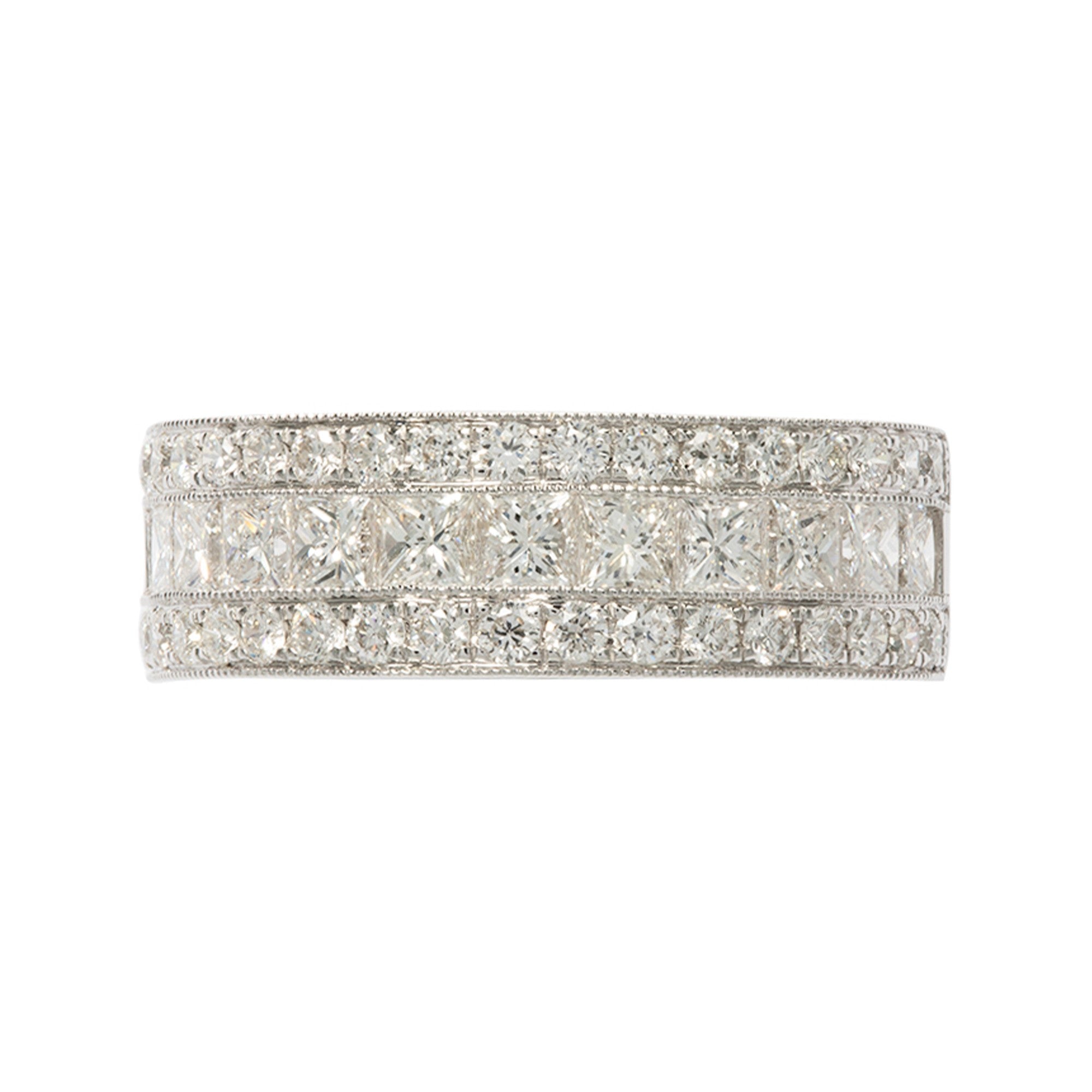 ARGOLLA CON DIAMANTES