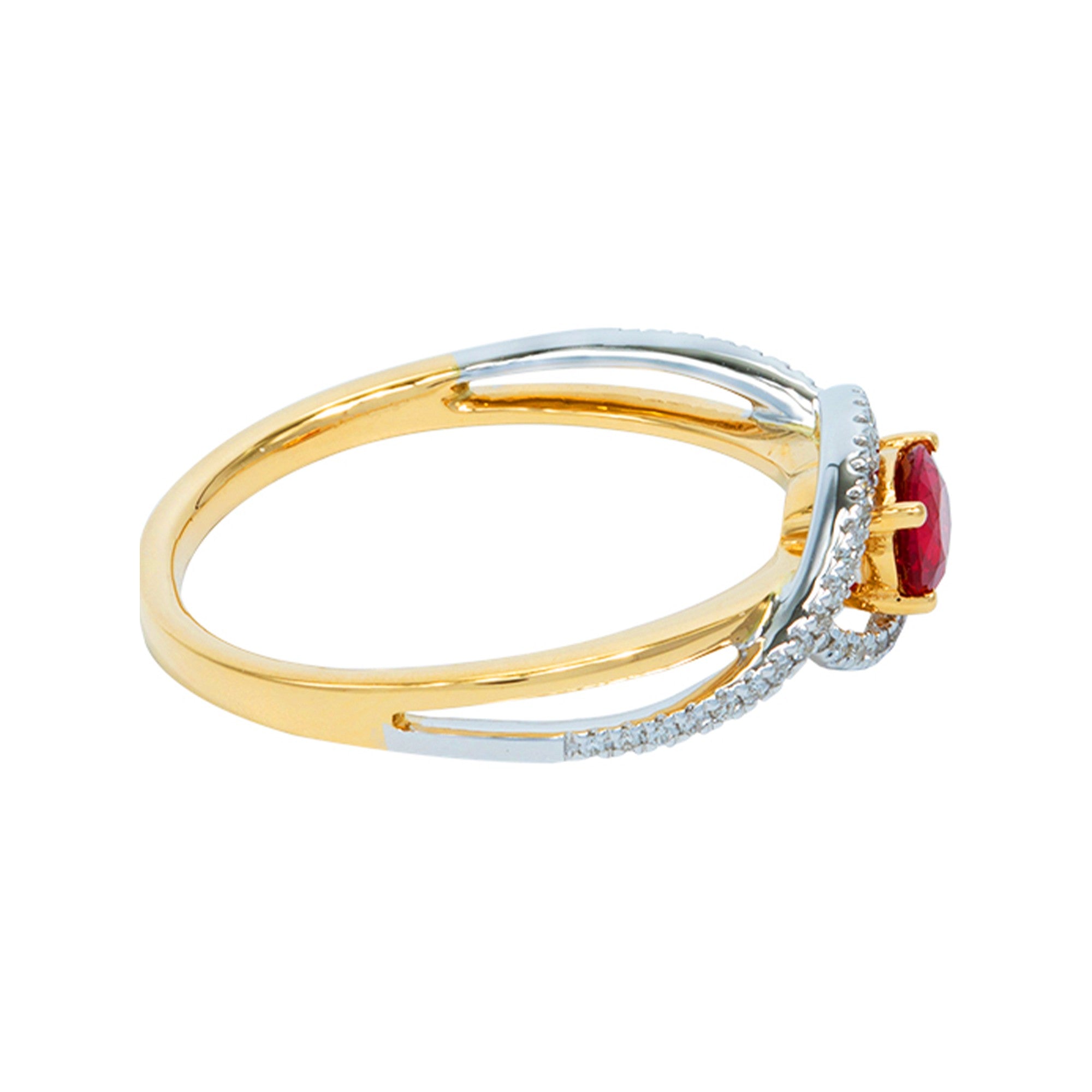 ANILLO CON RUBÍ Y DIAMANTES