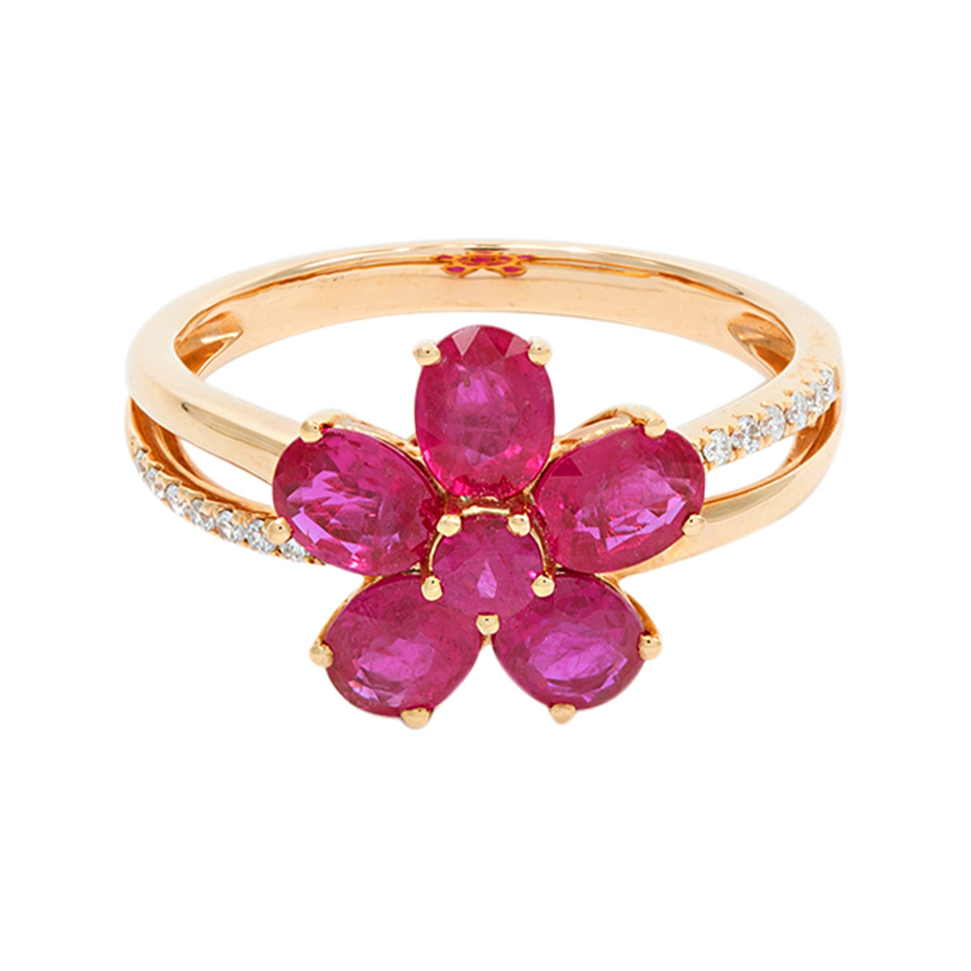 ANILLO CON RUBÍ Y DIAMANTES