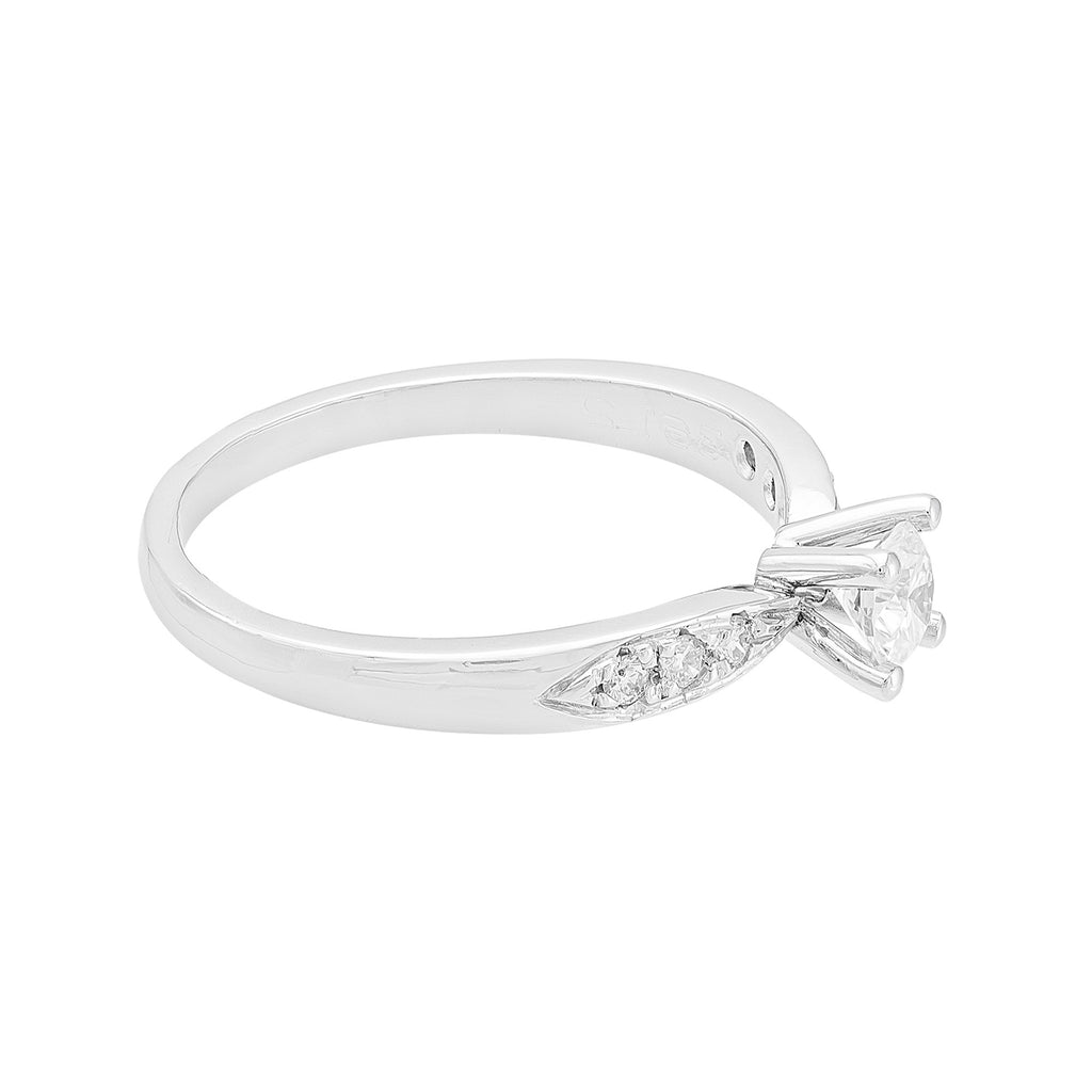 ANILLO DE COMPROMISO CON DIAMANTES
