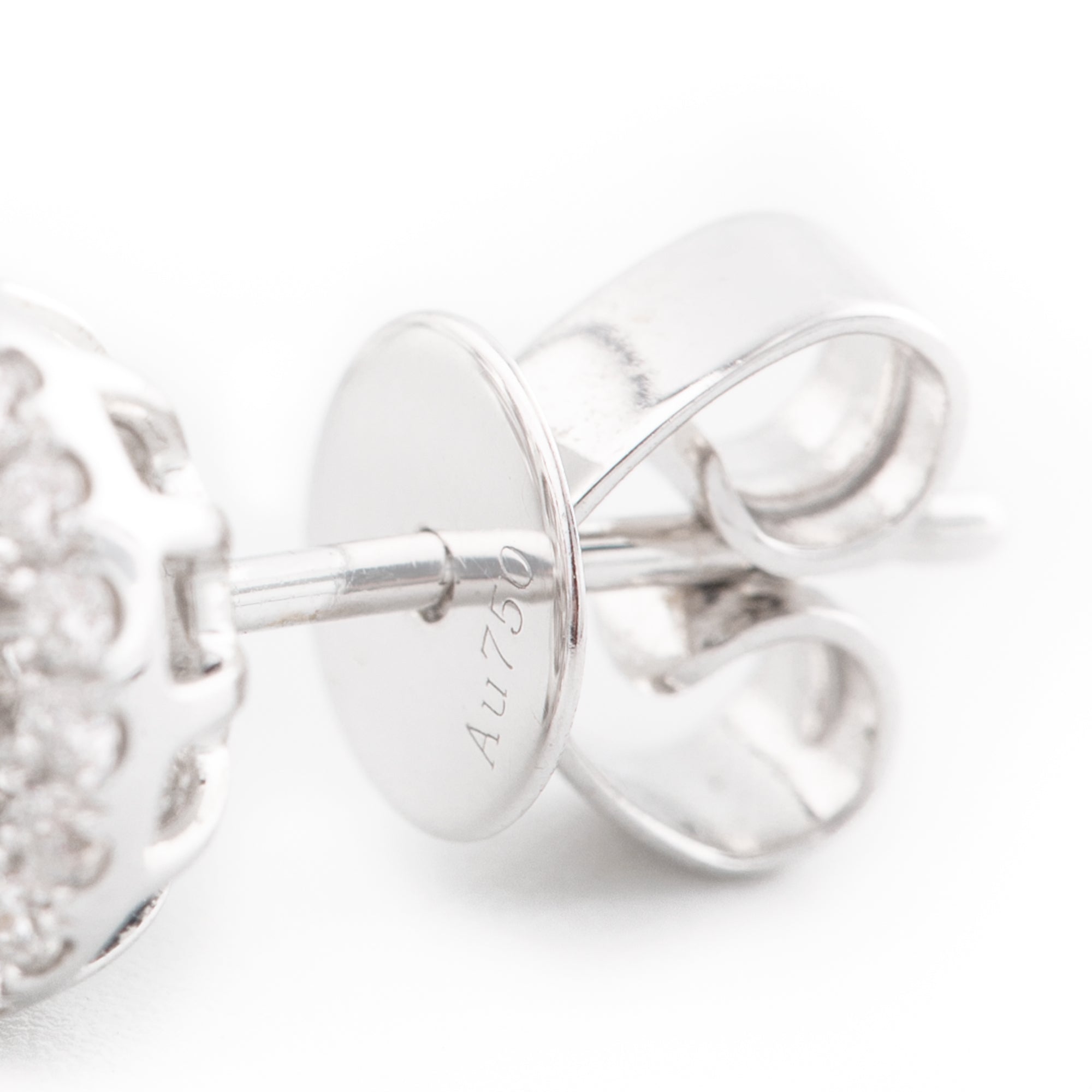 ARETES FLOR CON DIAMANTES