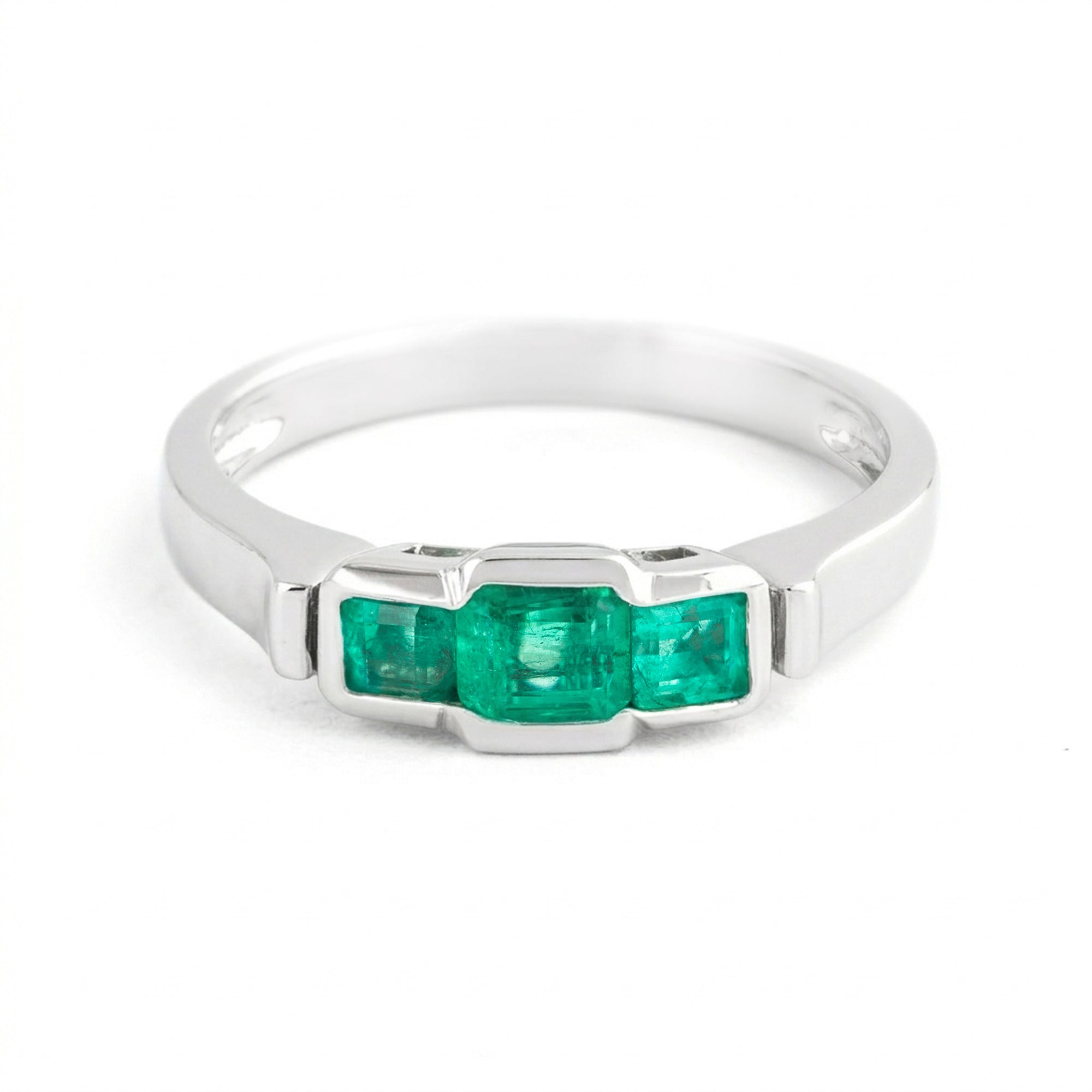 ANILLO TRIOLOGY CON ESMERALDAS