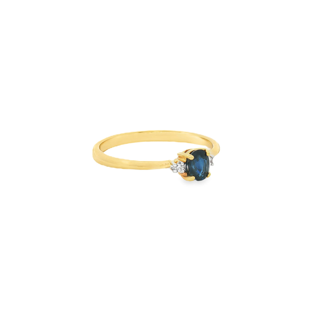 ANILLO SOLITARIO OVAL DE ZAFIRO Y DIAMANTES