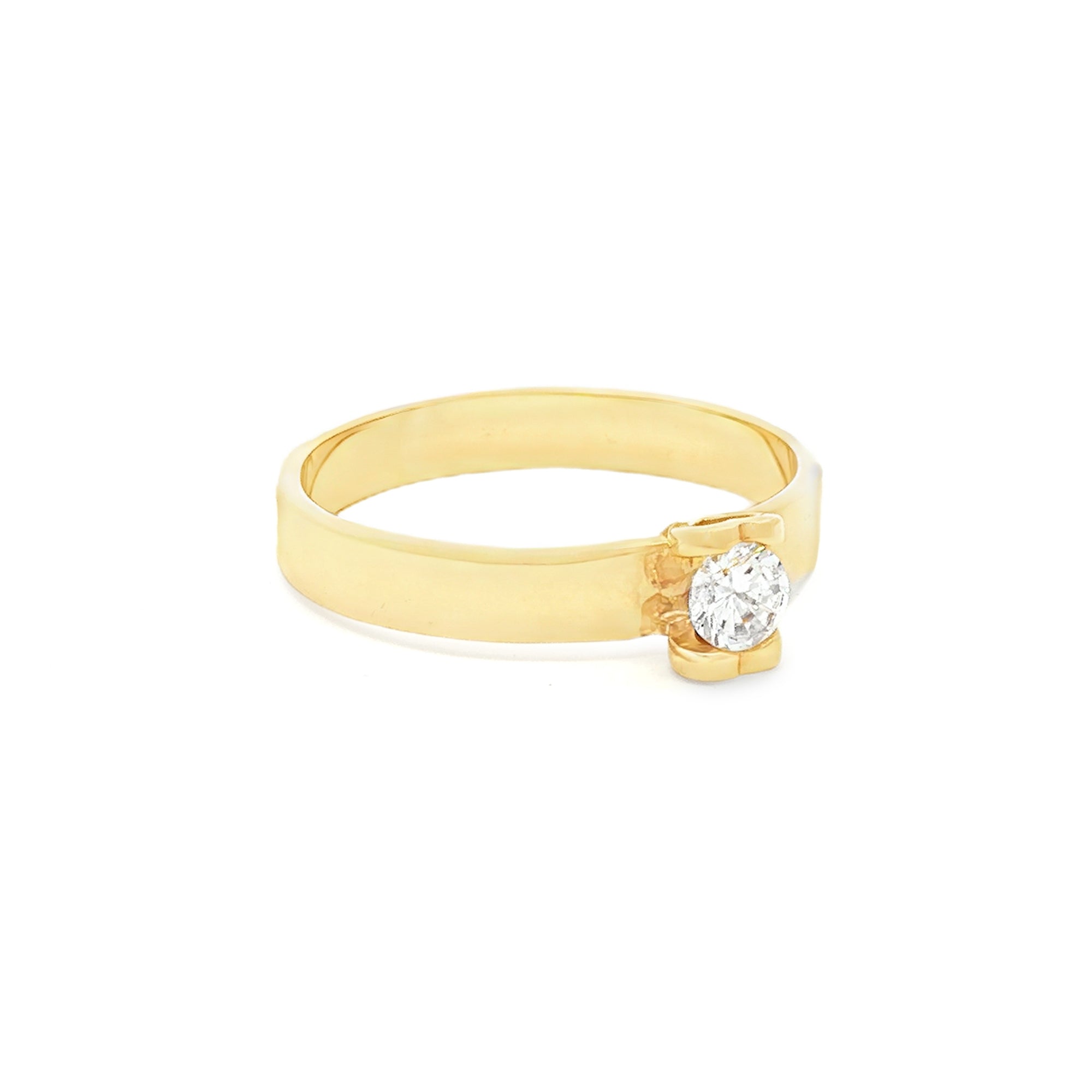 ANILLO SOLITARIO ZIRCÓN ENGASTE CORAZÓN