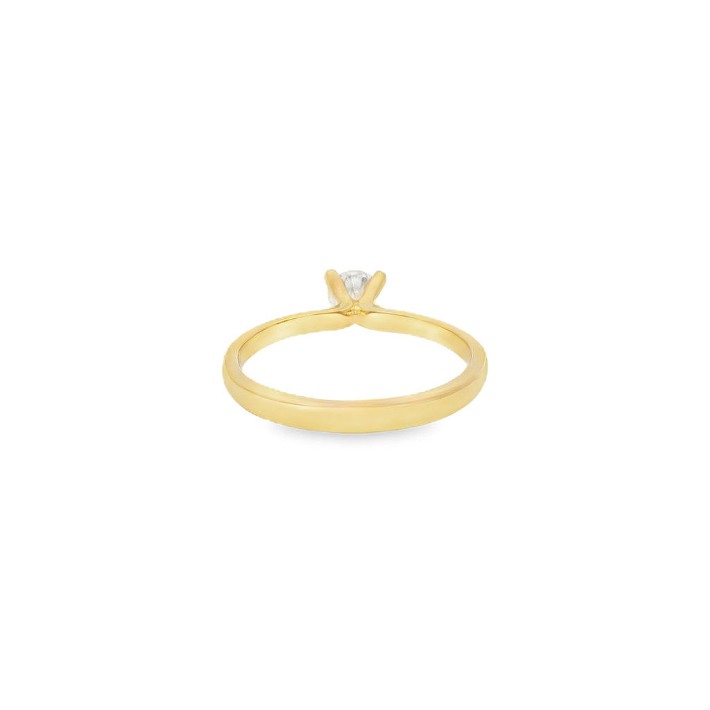 ANILLO SOLITARIO CON ZIRCÓN