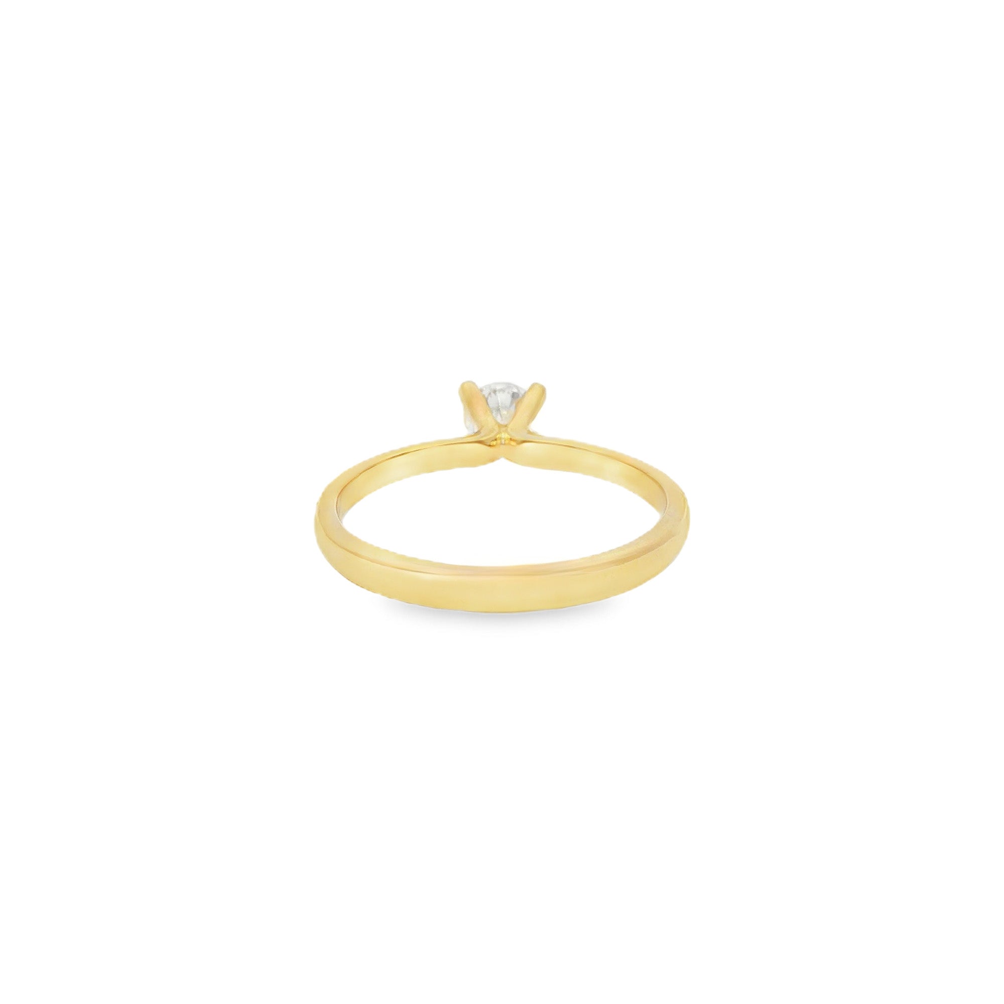 ANILLO SOLITARIO CON ZIRCÓN