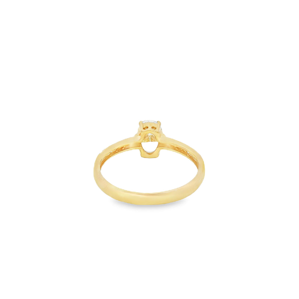 ANILLO ZIRCÓN OVAL