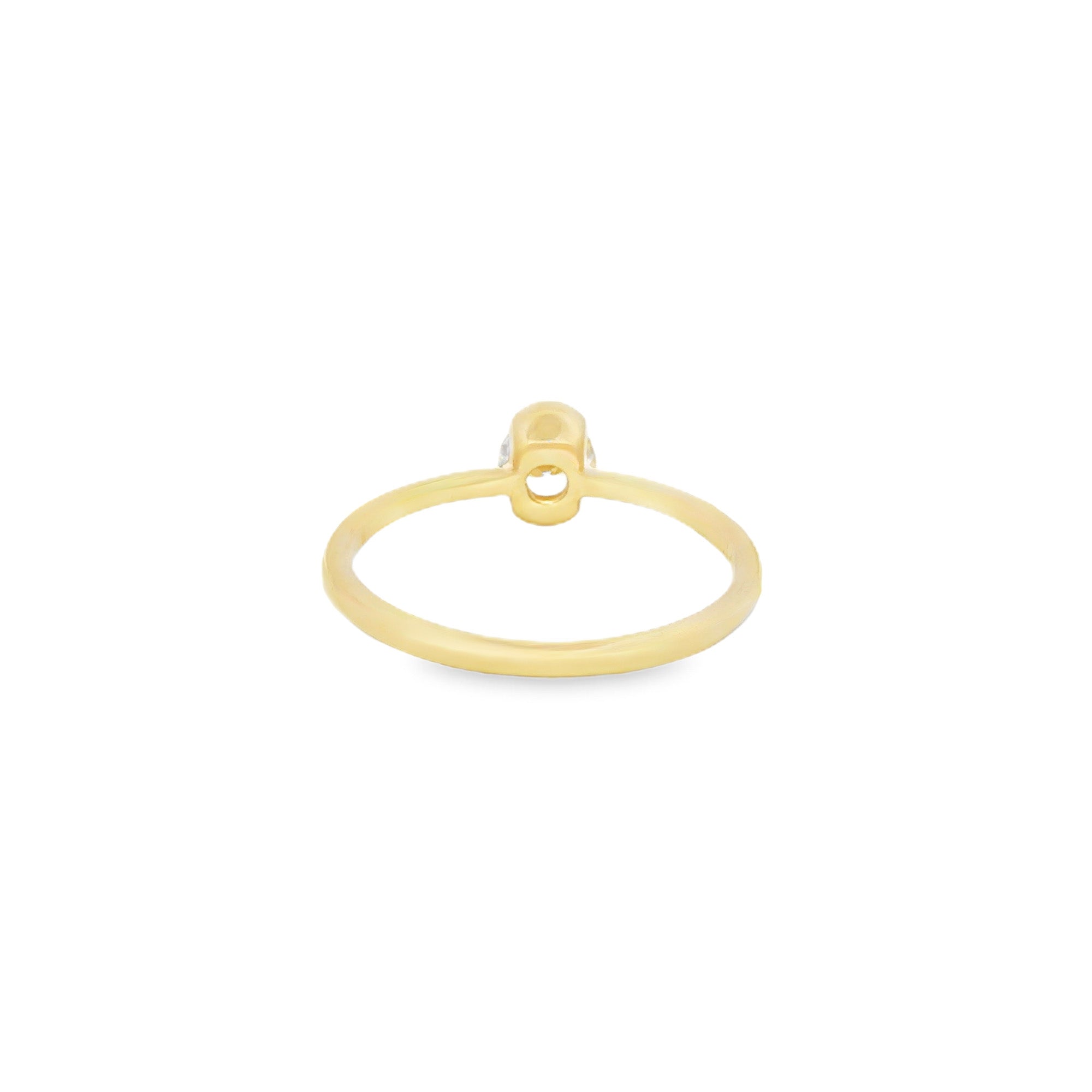 ANILLO CON ZIRCÓN OVAL
