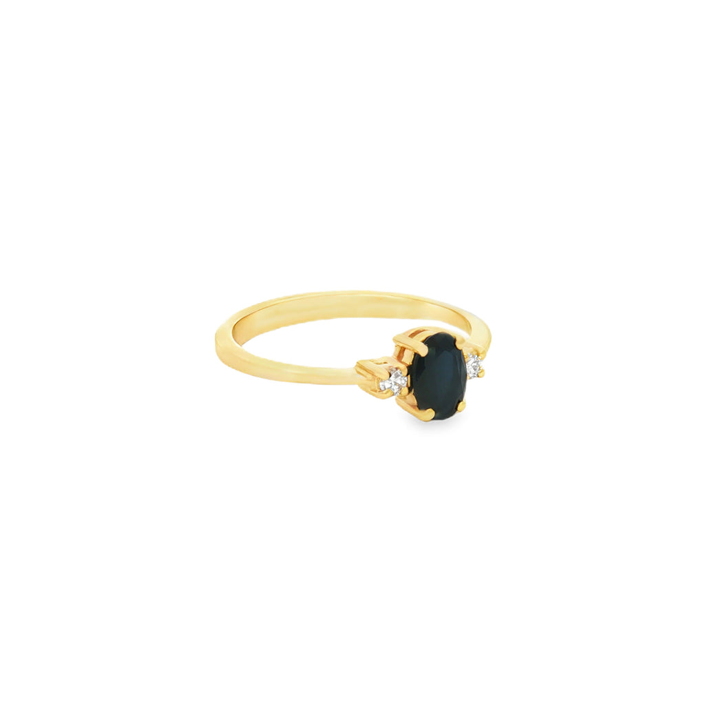 ANILLO CON ZAFIRO Y DIAMANTES