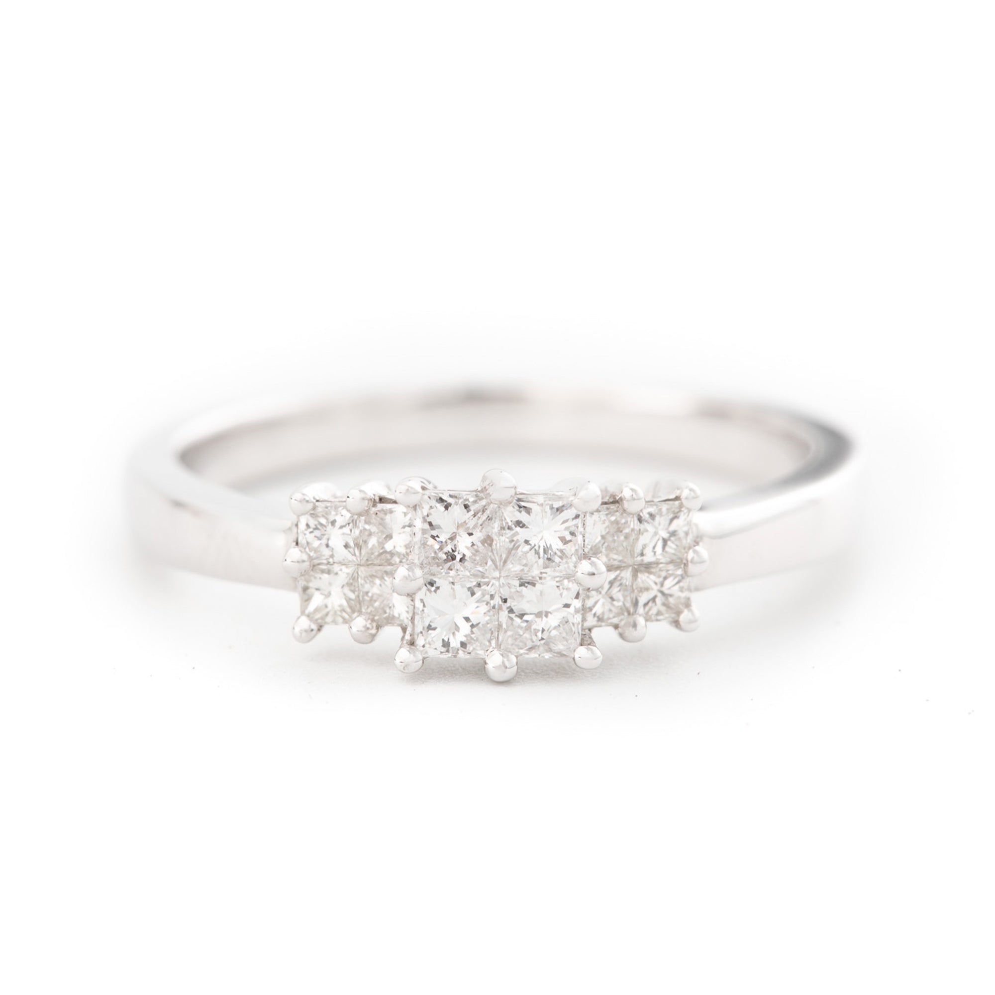 ANILLO SOLITARIO CON DIAMANTES