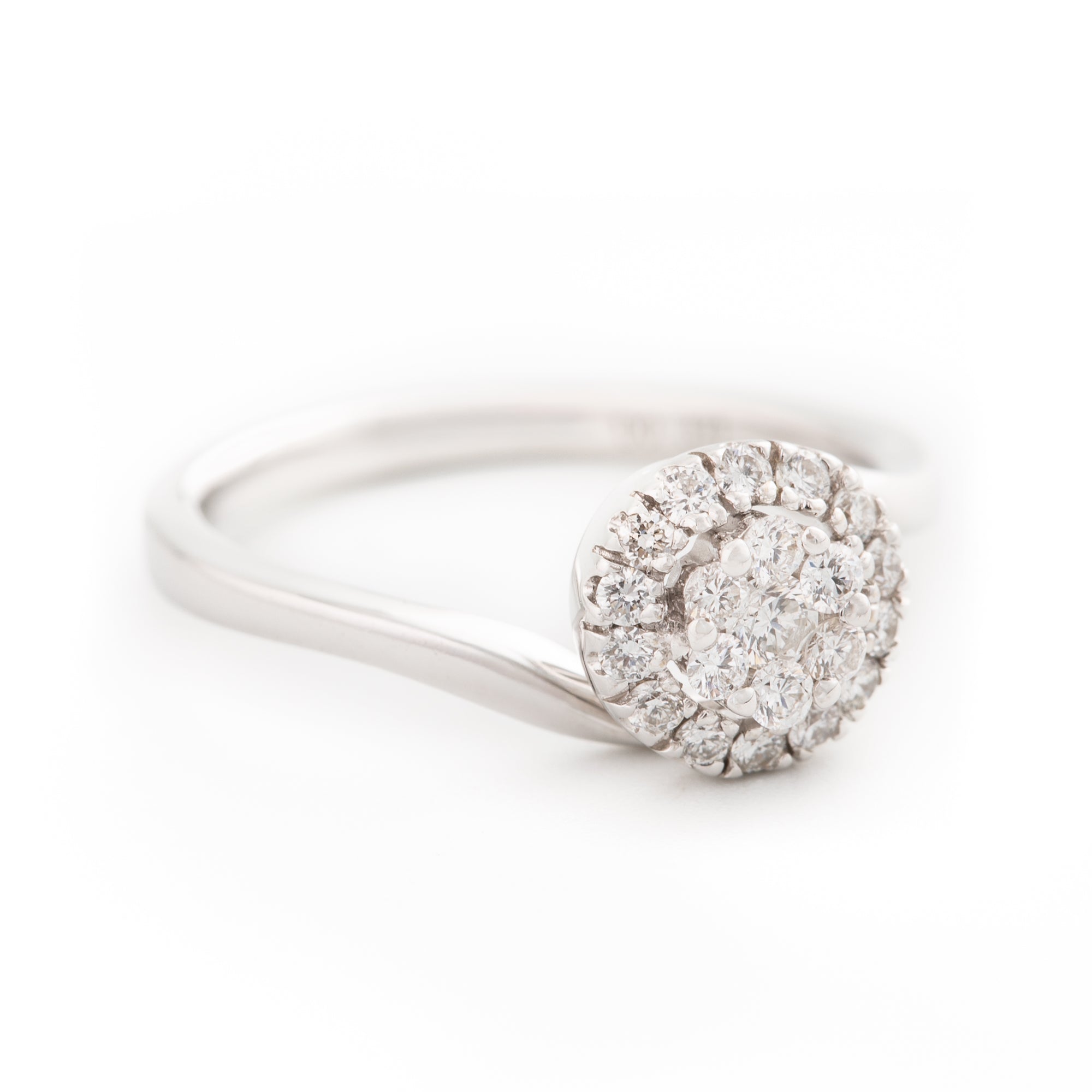 ANILLO SOLITARIO CON DIAMANTES