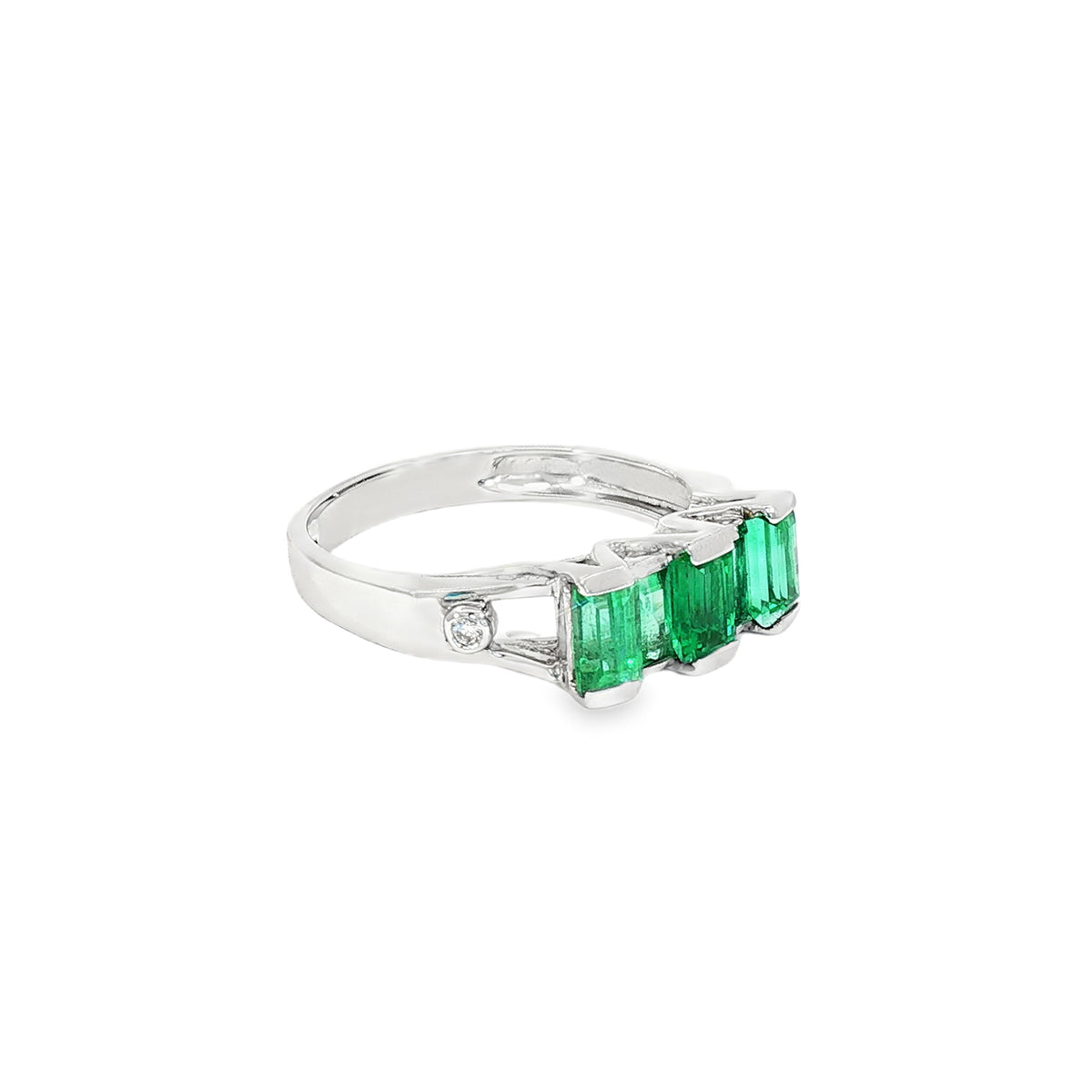 ANILLO ESCALERA CON ESMERALDAS Y DIAMANTES