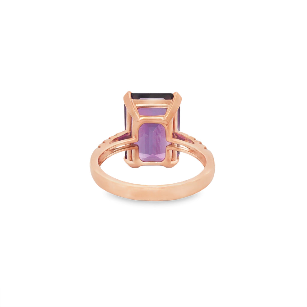 ANILLO CON AMATISTA Y DIAMANTES