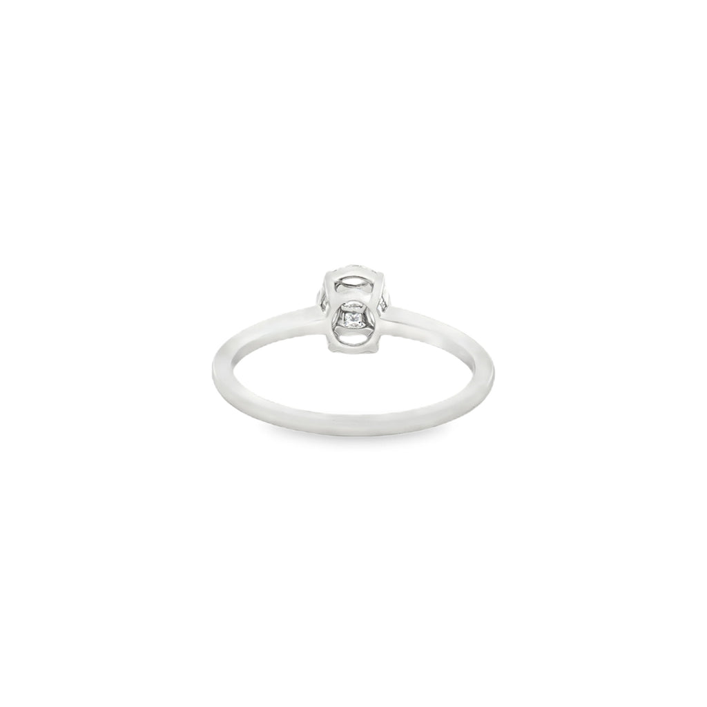 ANILLO CLUSTER OVAL DE DIAMANTES