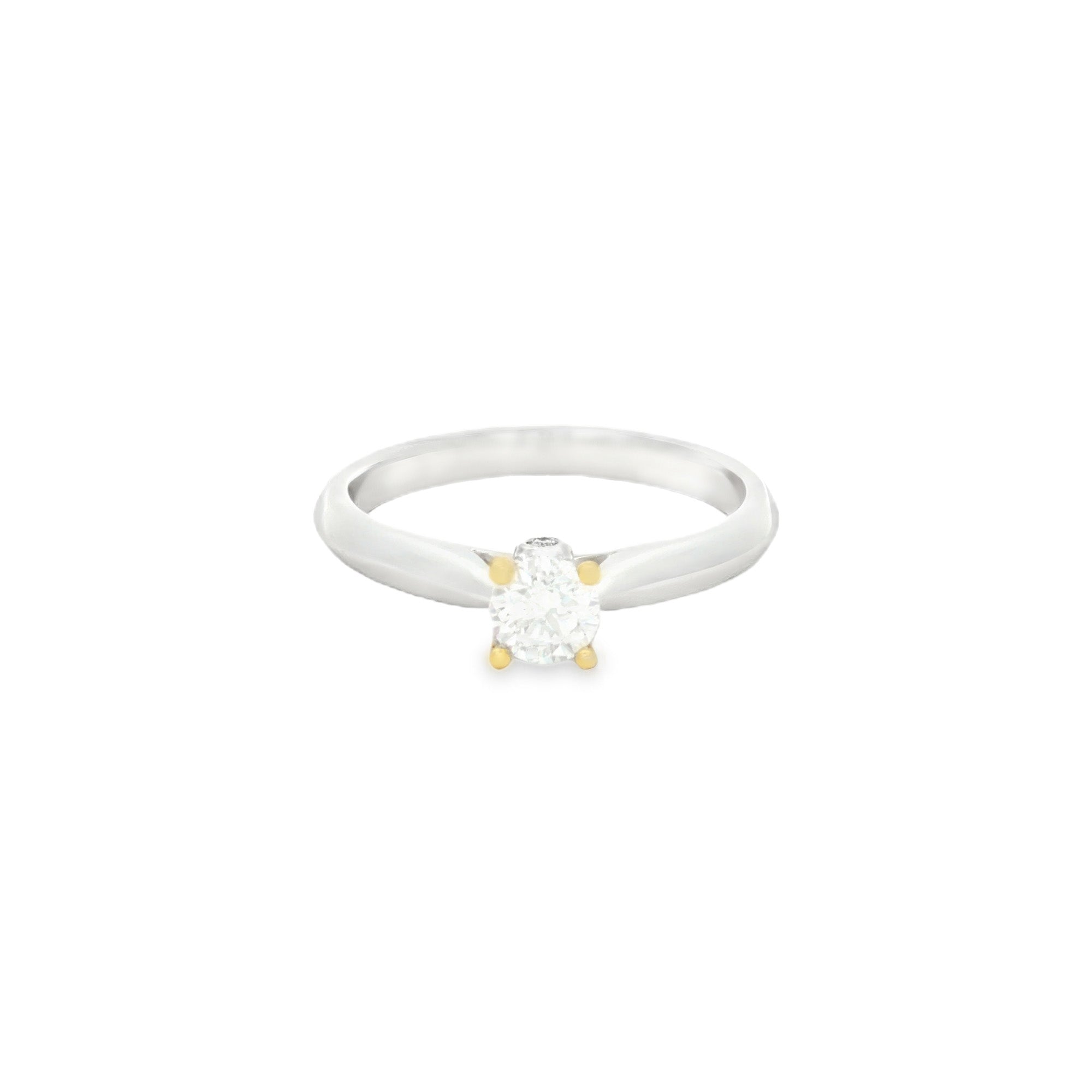 ANILLO SOLITARIO CON DIAMANTE