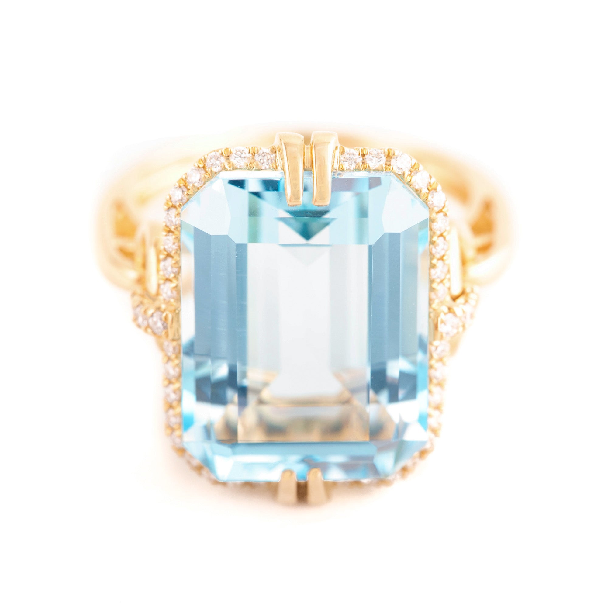 ANILLO TOPACIO RECTANGULAR Y DIAMANTES