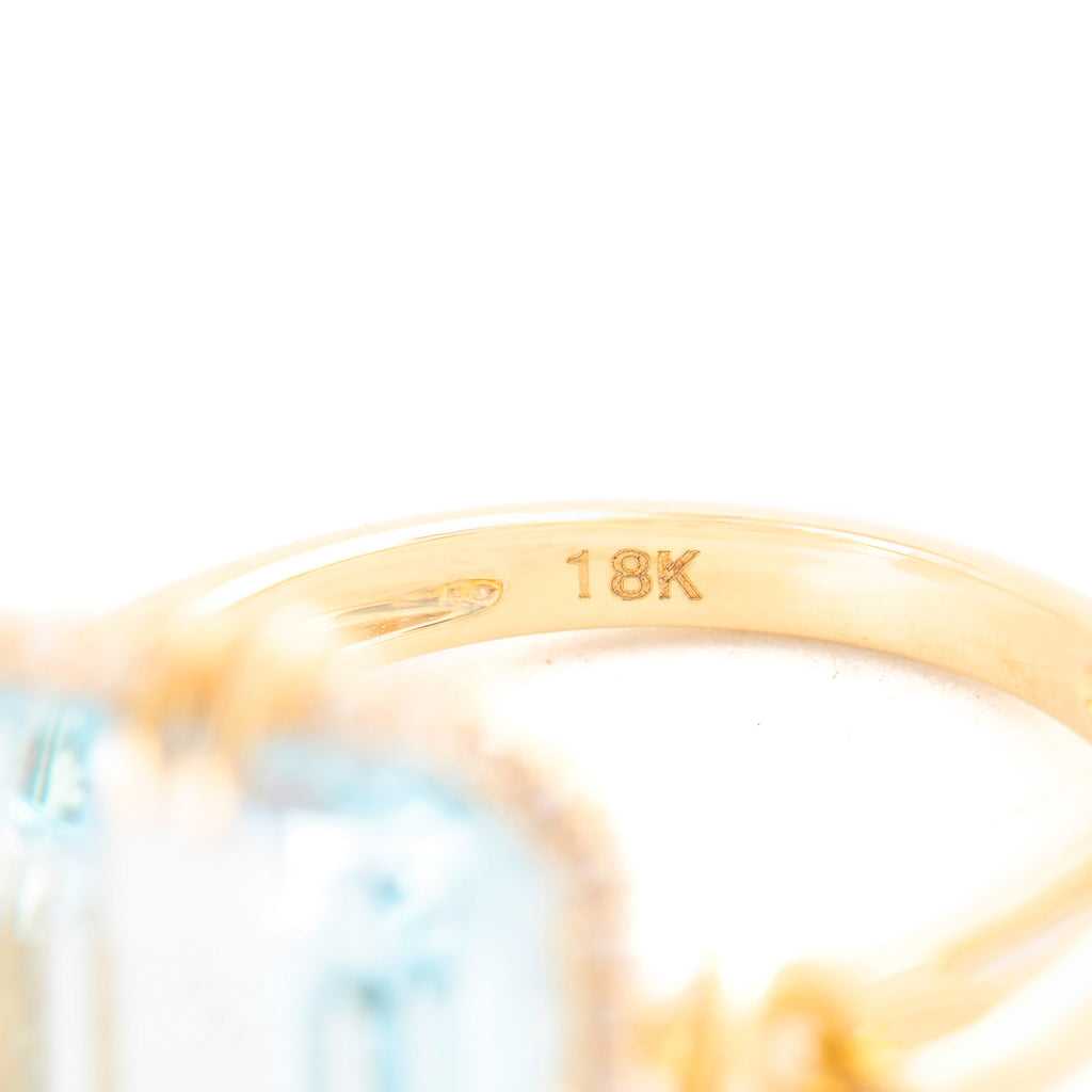 ANILLO TOPACIO RECTANGULAR Y DIAMANTES