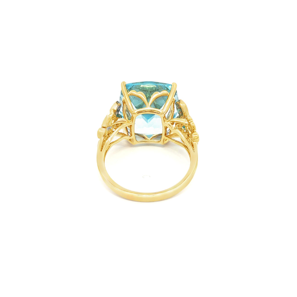 ANILLO TOPACIO Y CORAZONES CON DIAMANTES