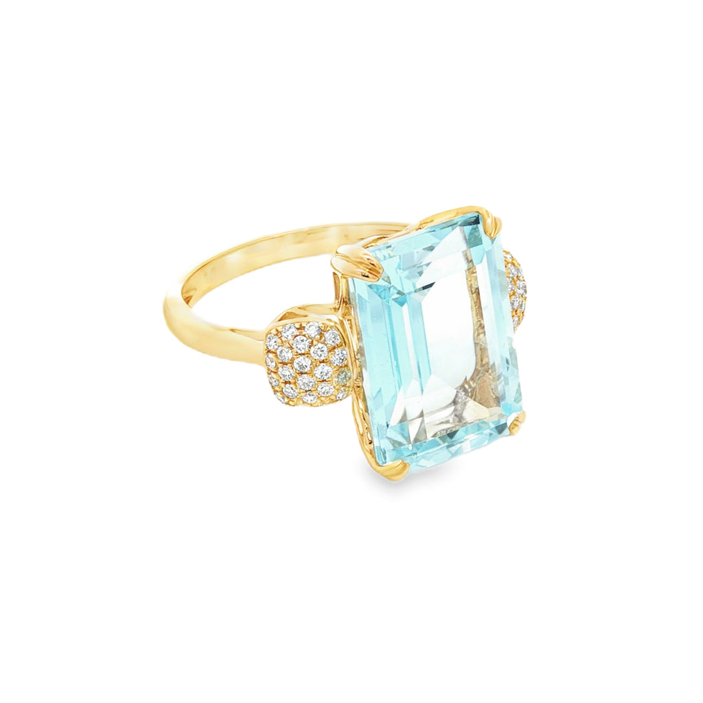 ANILLO TOPACIO RECTANGULAR CON DIAMANTES