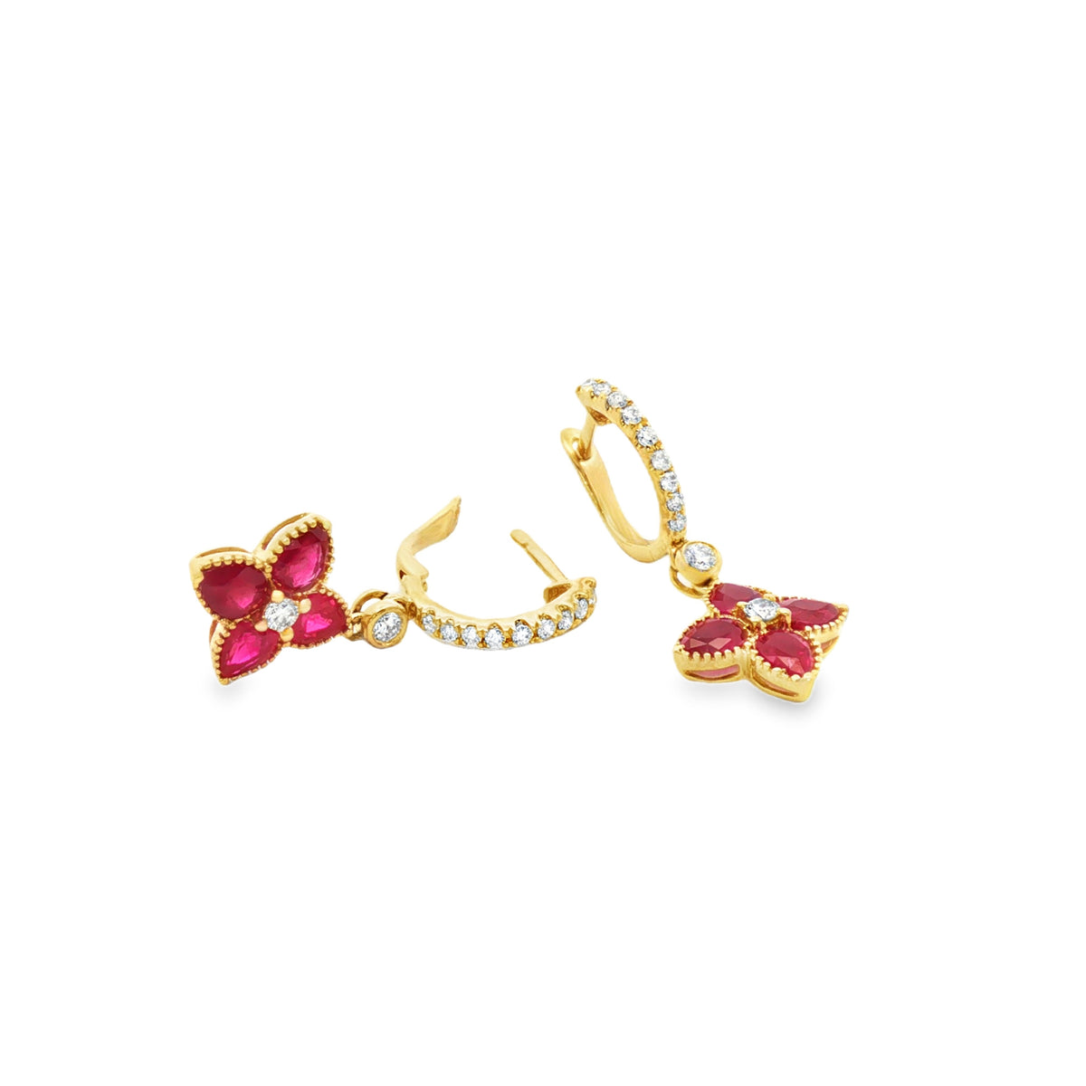 ARETES LARGOS FLOR CON RUBÍES Y DIAMANTES