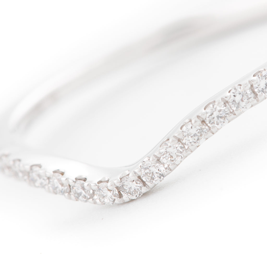 ARGOLLA CON DIAMANTES