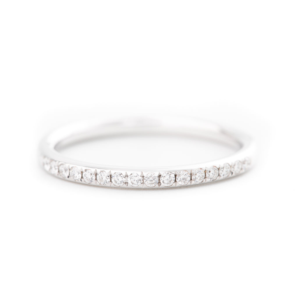 ARGOLLA CON DIAMANTES