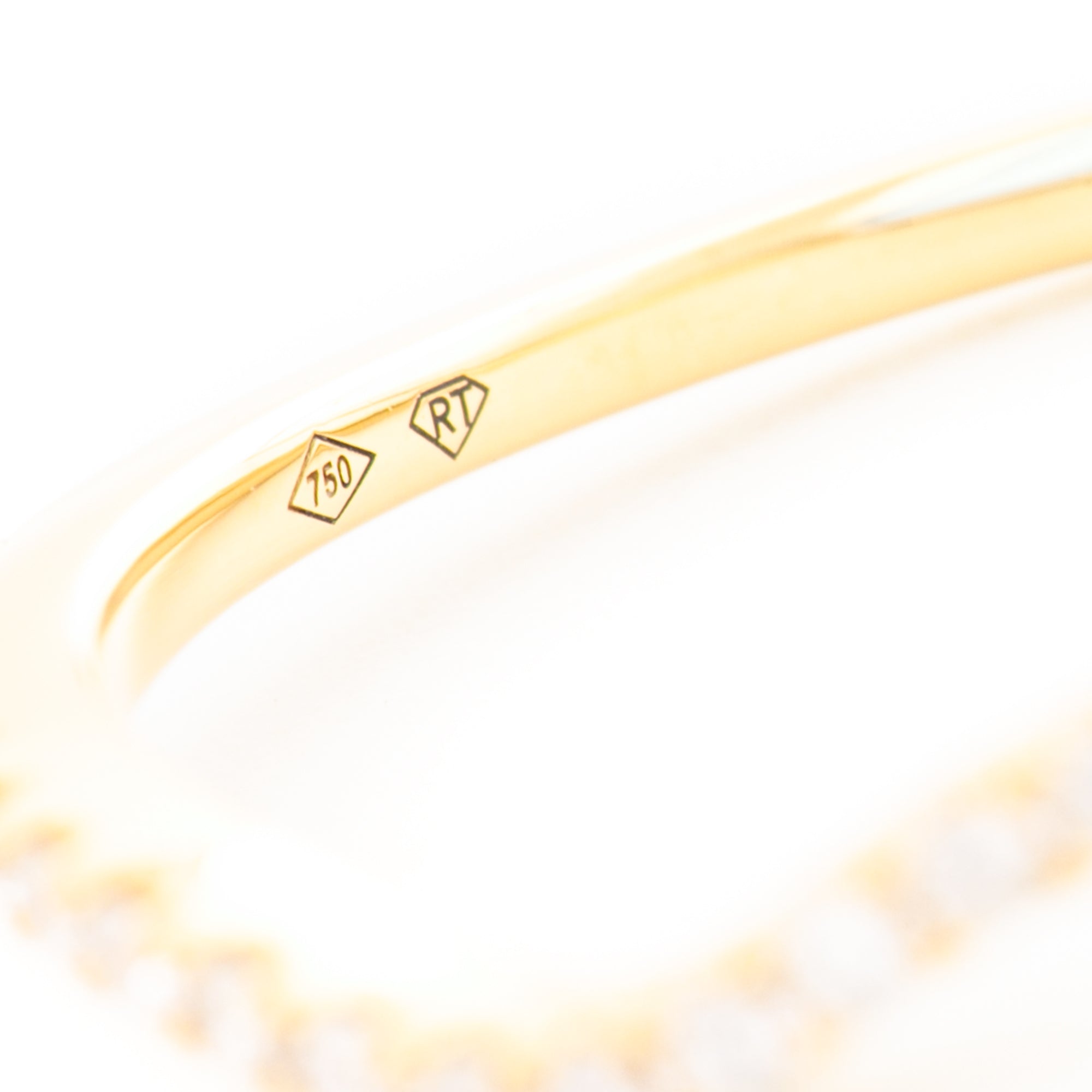 ARGOLLA CON DIAMANTES