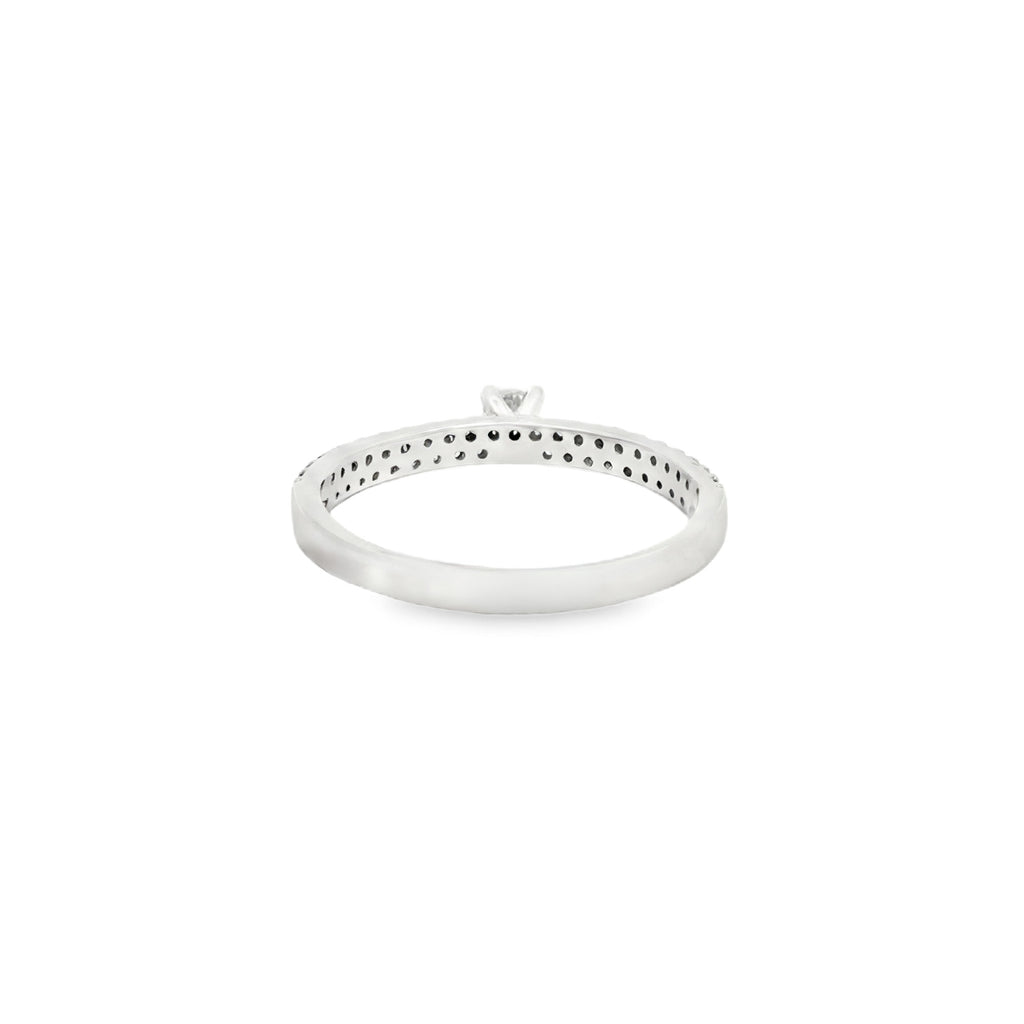 ANILLO SOLITARIO CON ZIRCÓN