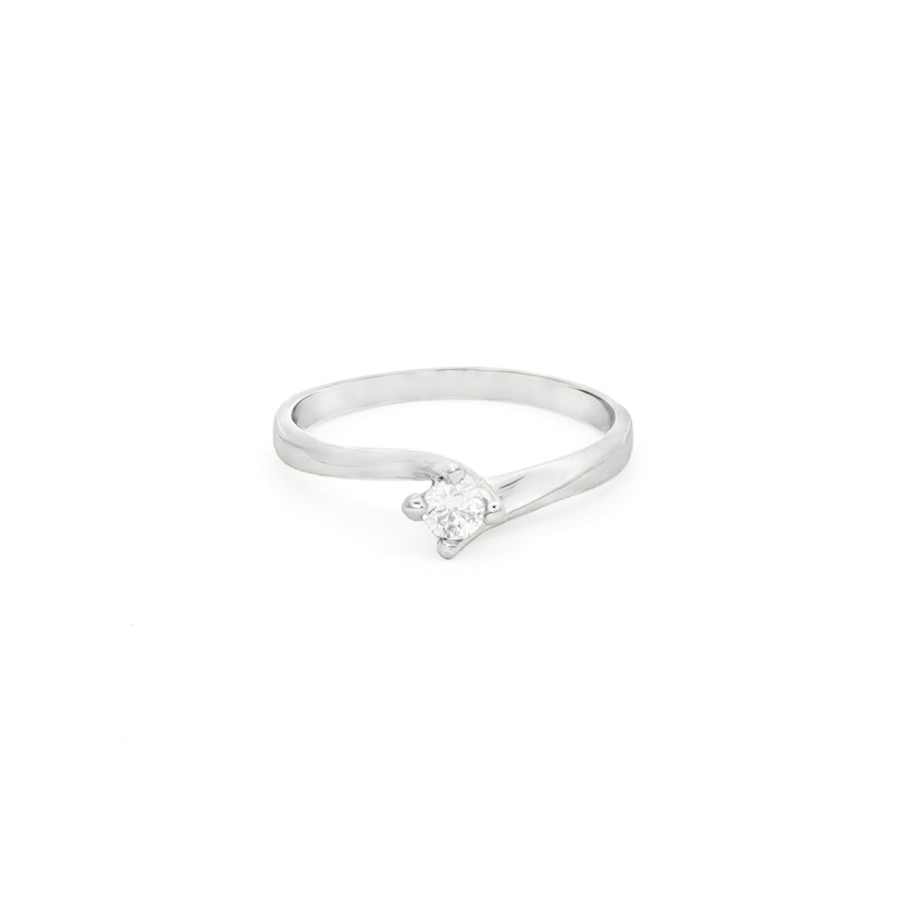 ANILLO SOLITARIO CRUZADO CON ZIRCÓN