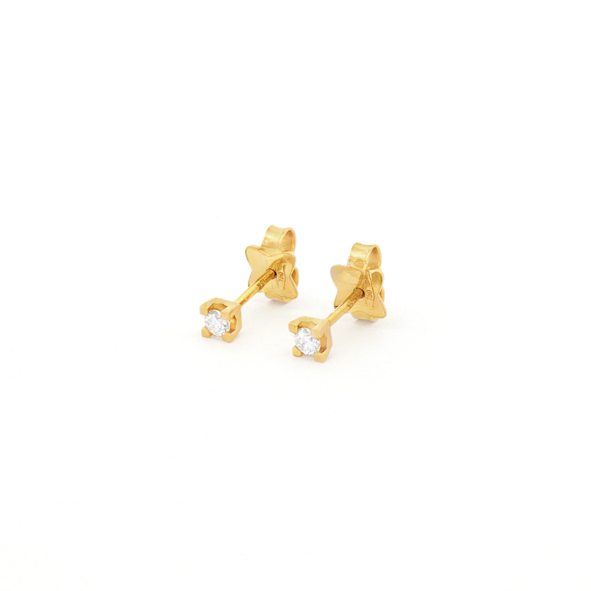 ARETES CON DIAMANTES