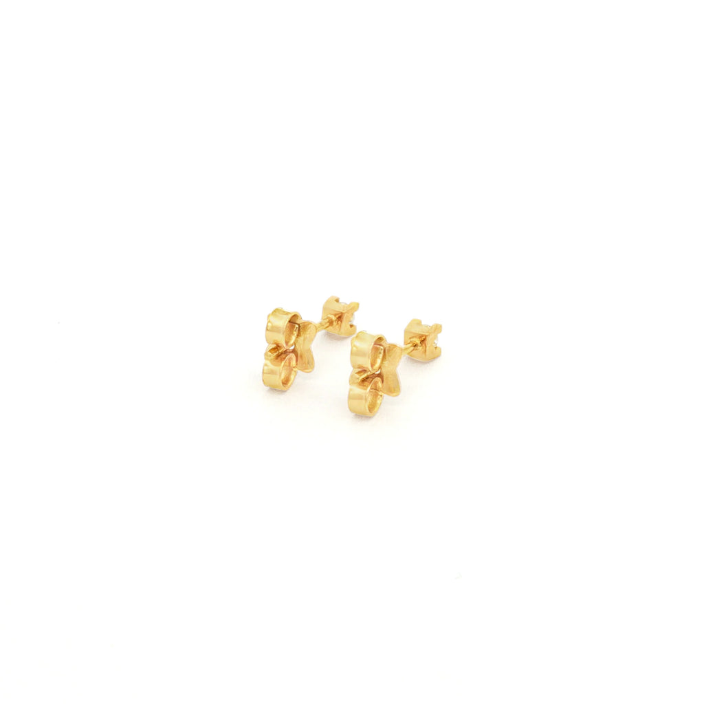 ARETES CON DIAMANTES