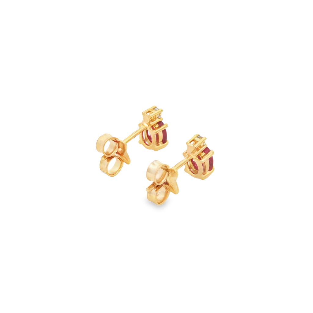 ARETES CON RUBÍES Y DIAMANTES
