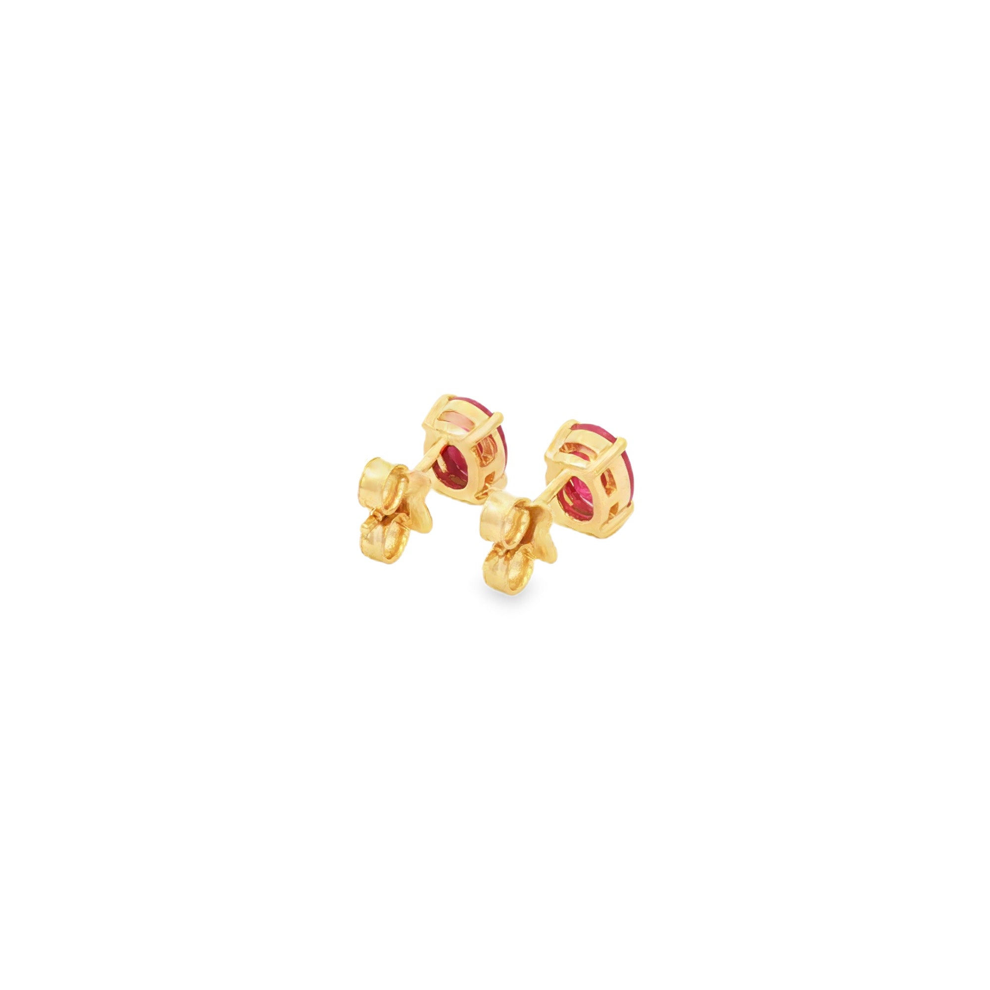 ARETES RUBÍ OVAL