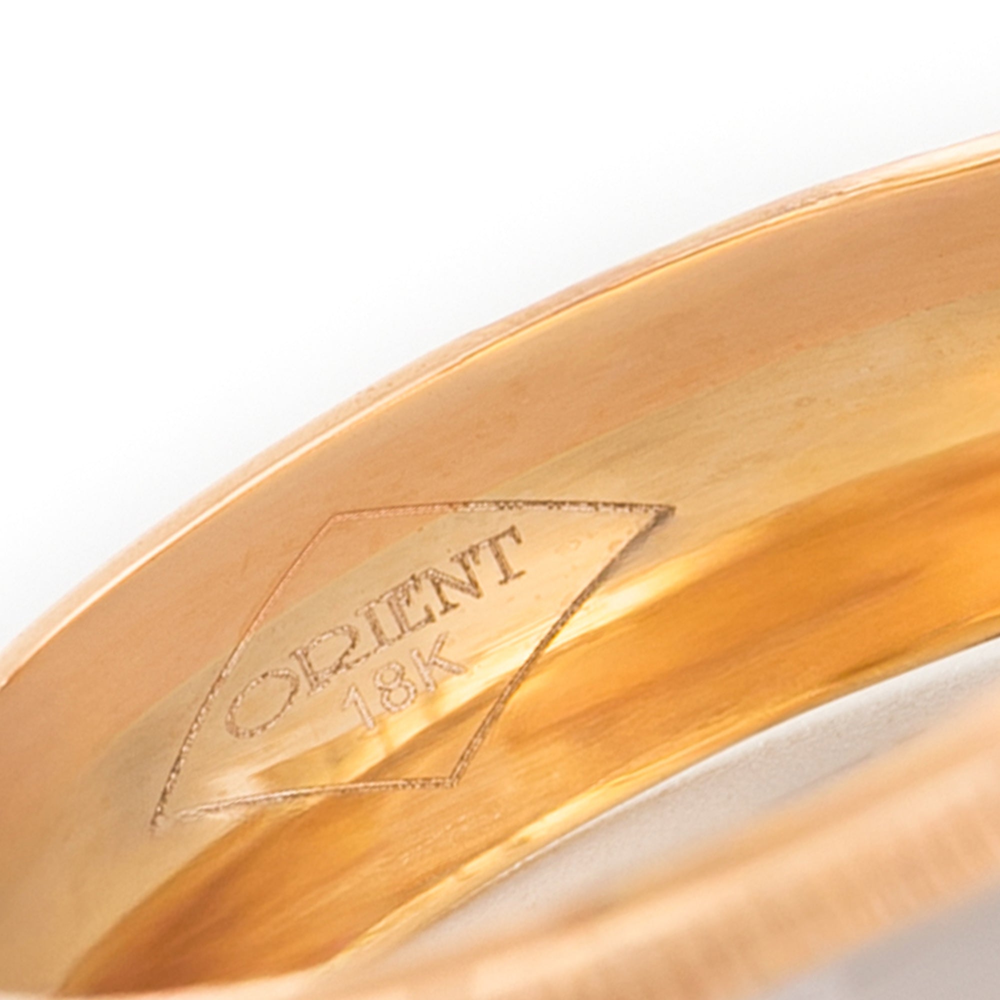 ARGOLLA 3 OROS GRABADO OVAL