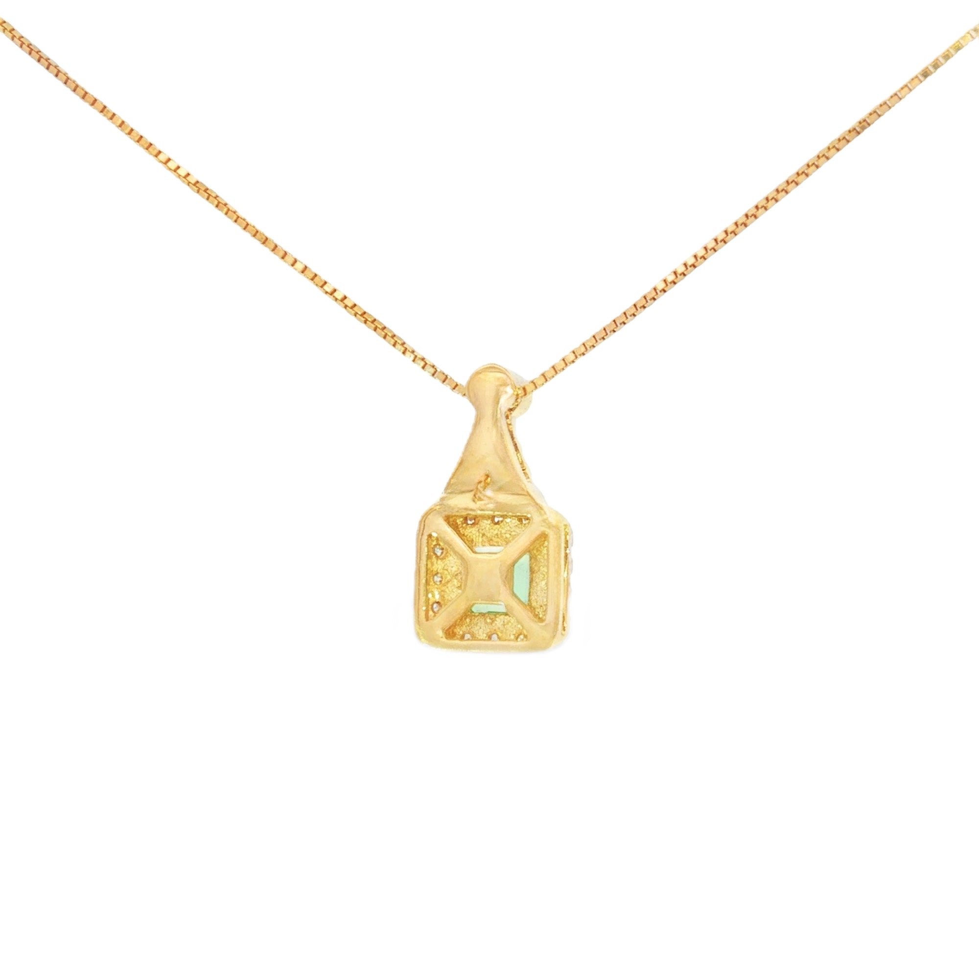 DIJE CUADRO ESMERALDA Y DIAMANTES