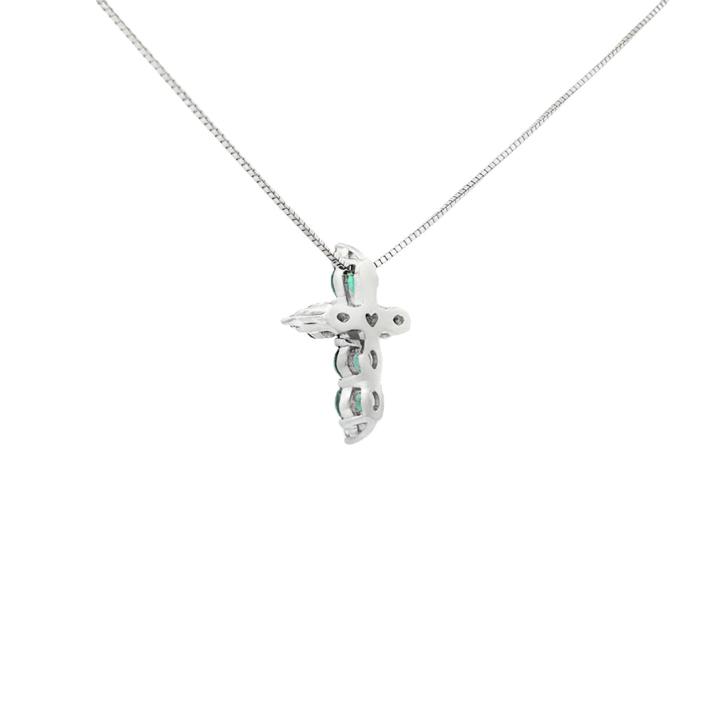 DIJE CRUCIFIJO CON ESMERALDAS Y DIAMANTES